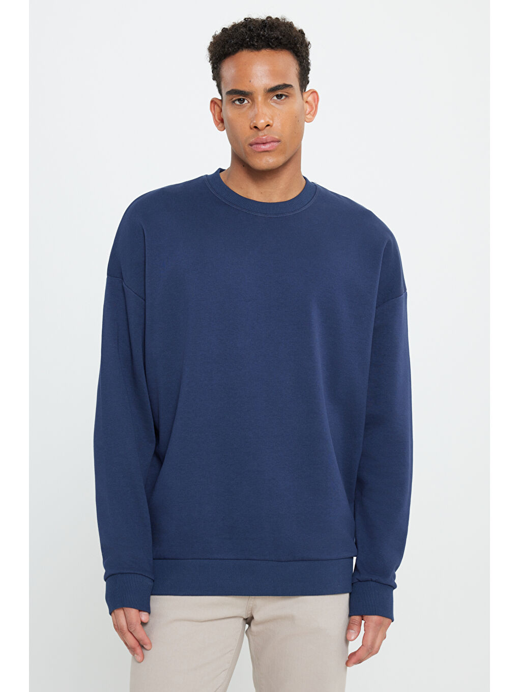 Erkek Lacivert Oversize Bol Kesim 3 İplik Bisiklet Yaka Pamuklu Sweatshirt-2