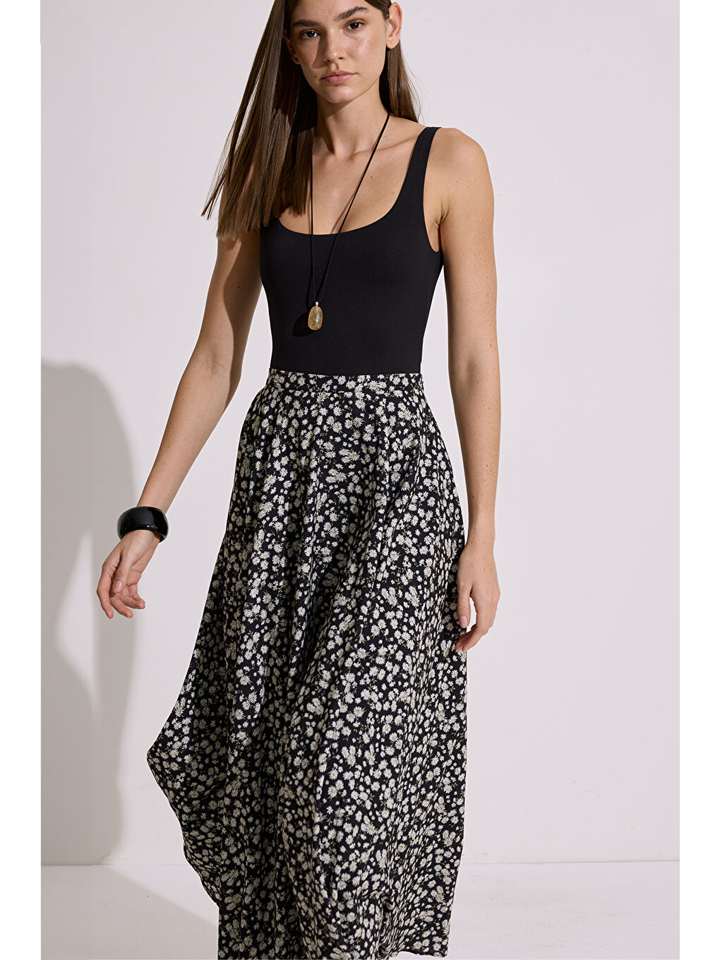 Siyah Desenli Kloş Etek Daısy-2