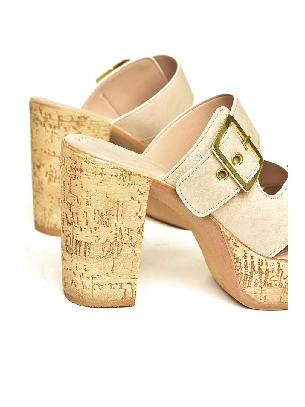 U9962517 Bej Kadın Toka Detaylı Topuklu Terlik-4