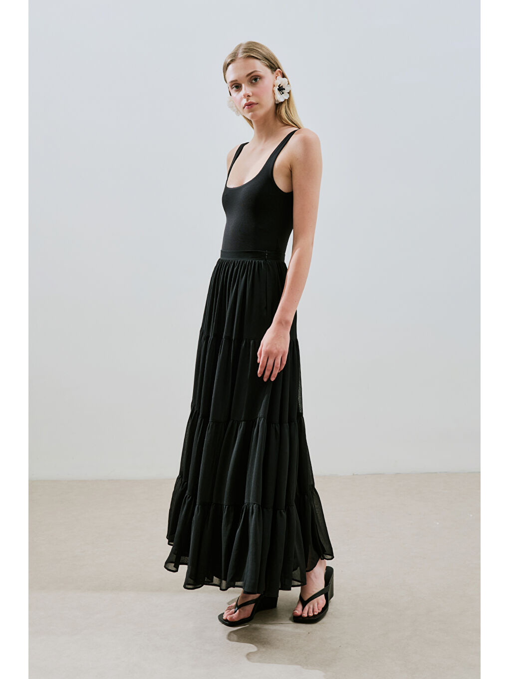 Uzun Büzgülü Şifon Etek Siyah-3