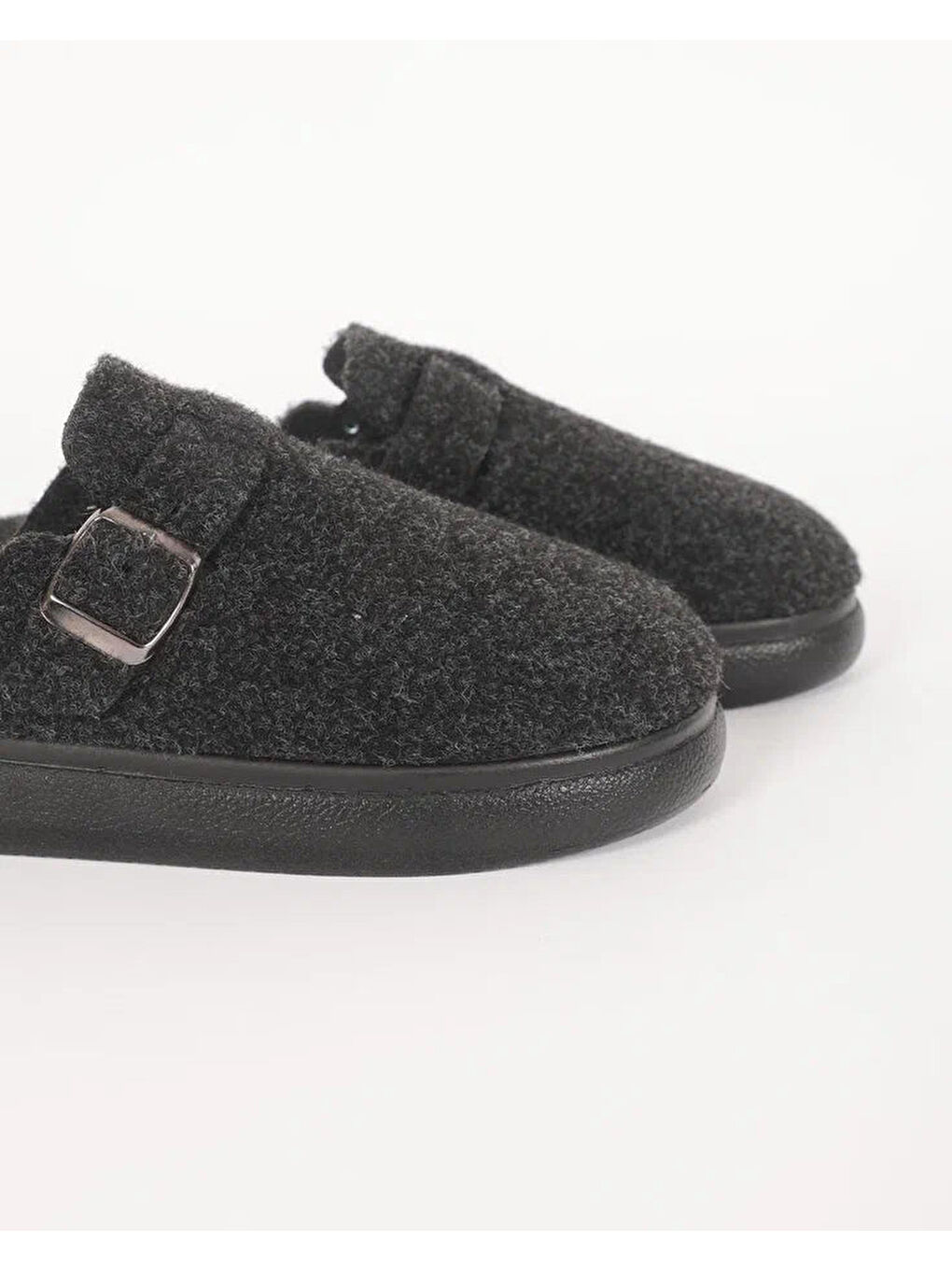 Siyah Erkek Ev Terliği - FELTOR-1