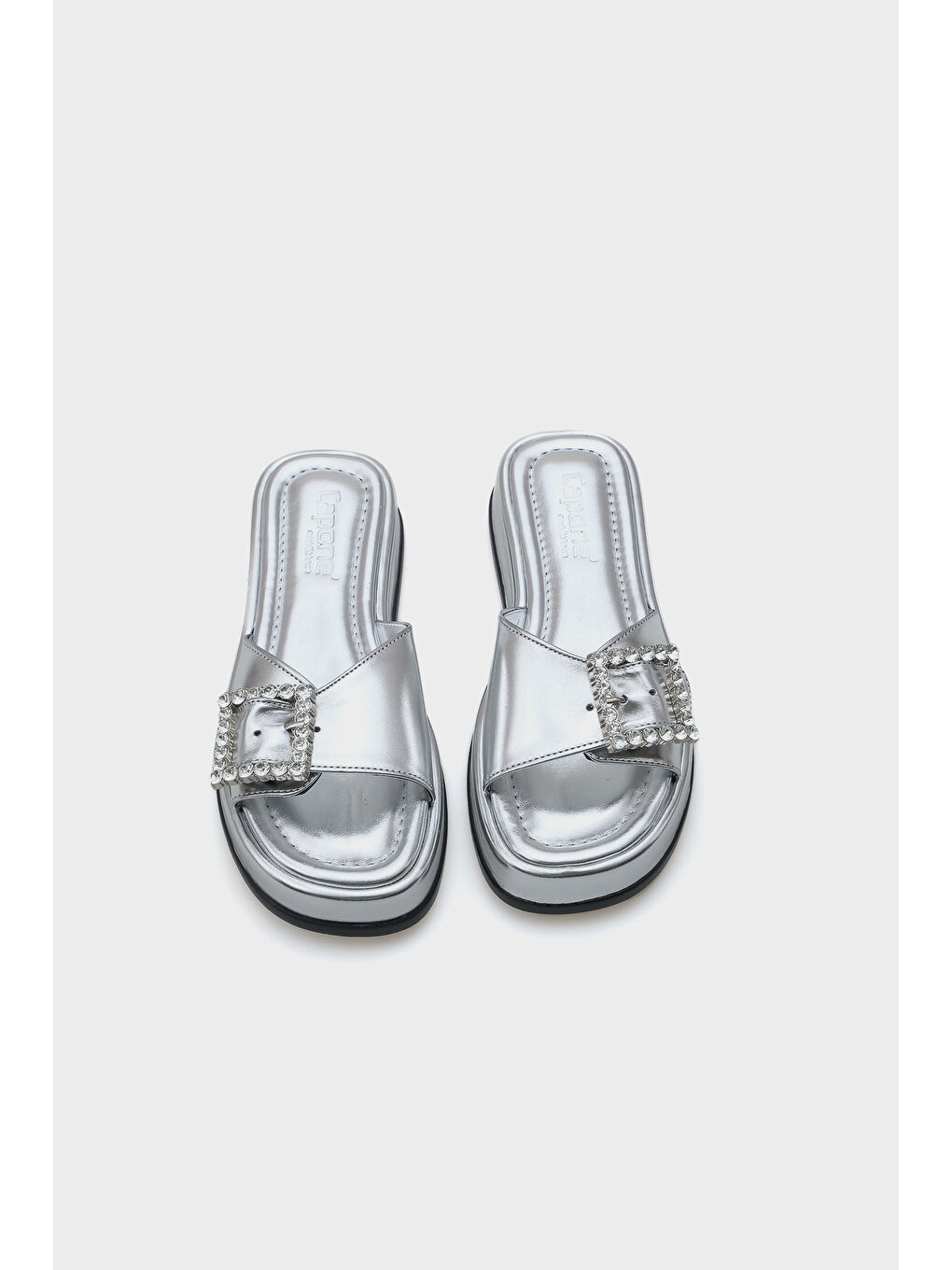 Gri Margi Dolgu Topuklu Tek Bantlı Taşlı Tokalı Metalik Kadın Terlik-5