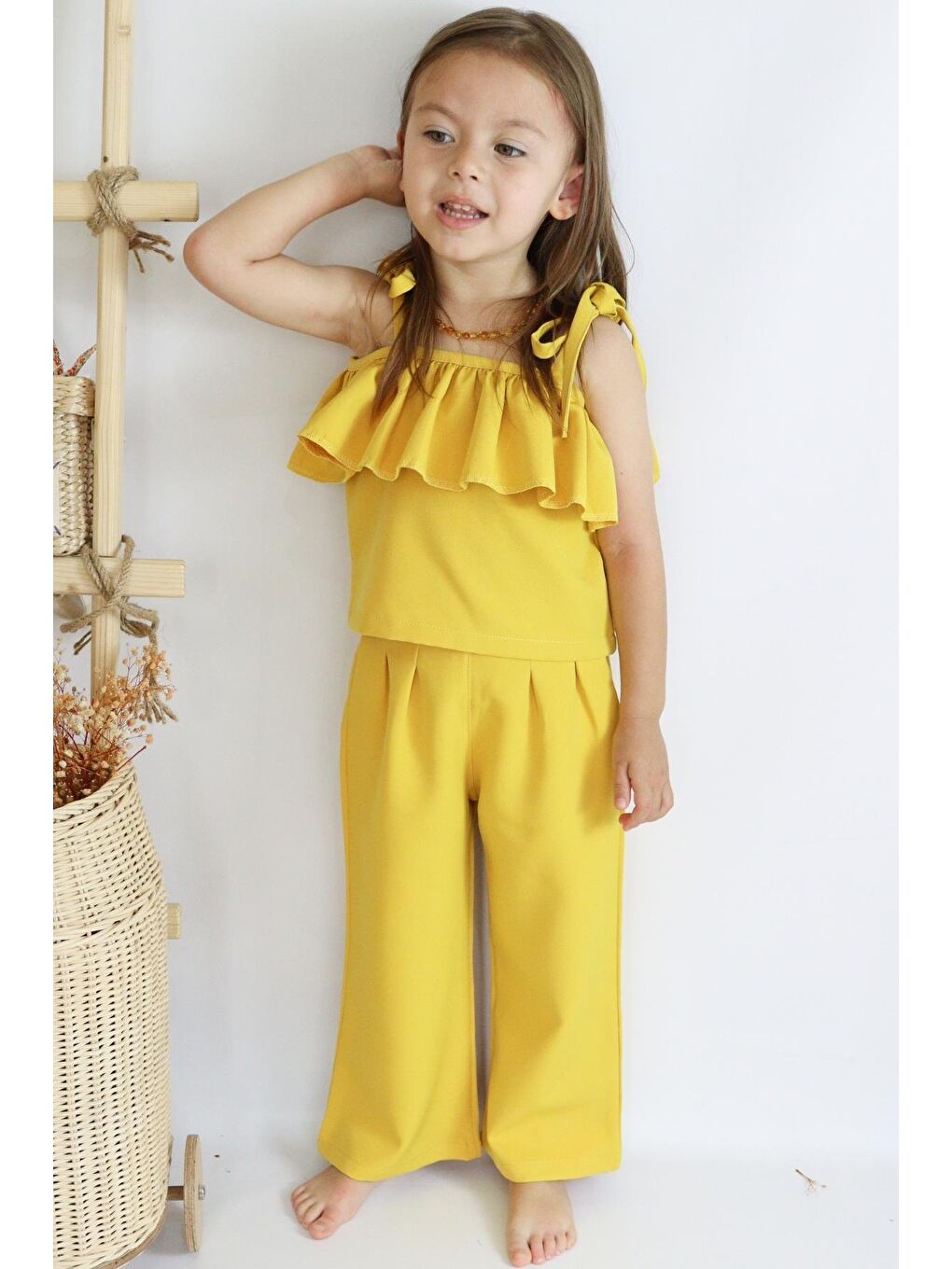 Kız Bebek Ruffle Sarı Fırfırlı Bluz Pantolon Alt Üst Takım-4