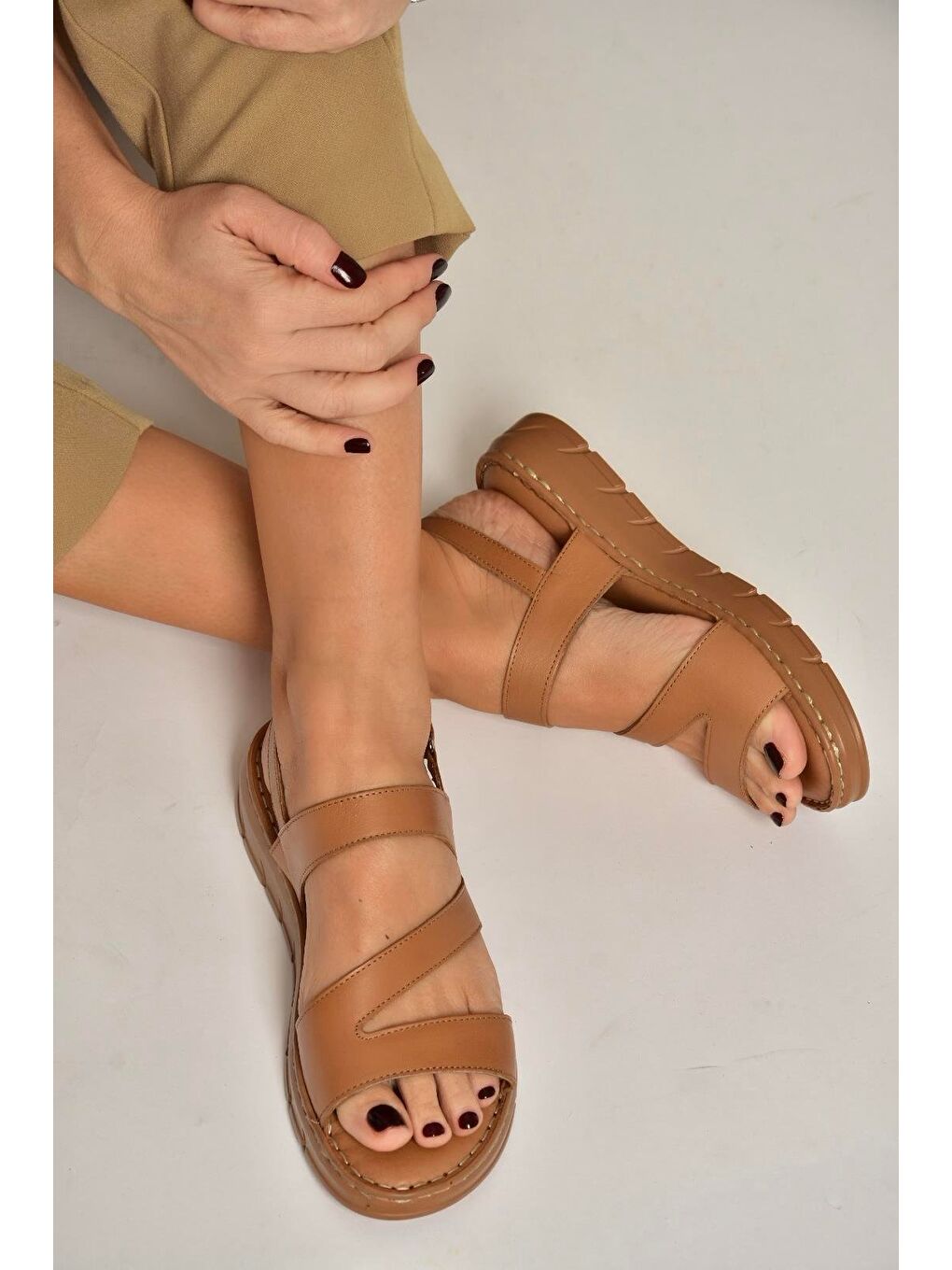 Kahverengi Taba Kadın Sandalet Y555530403-1