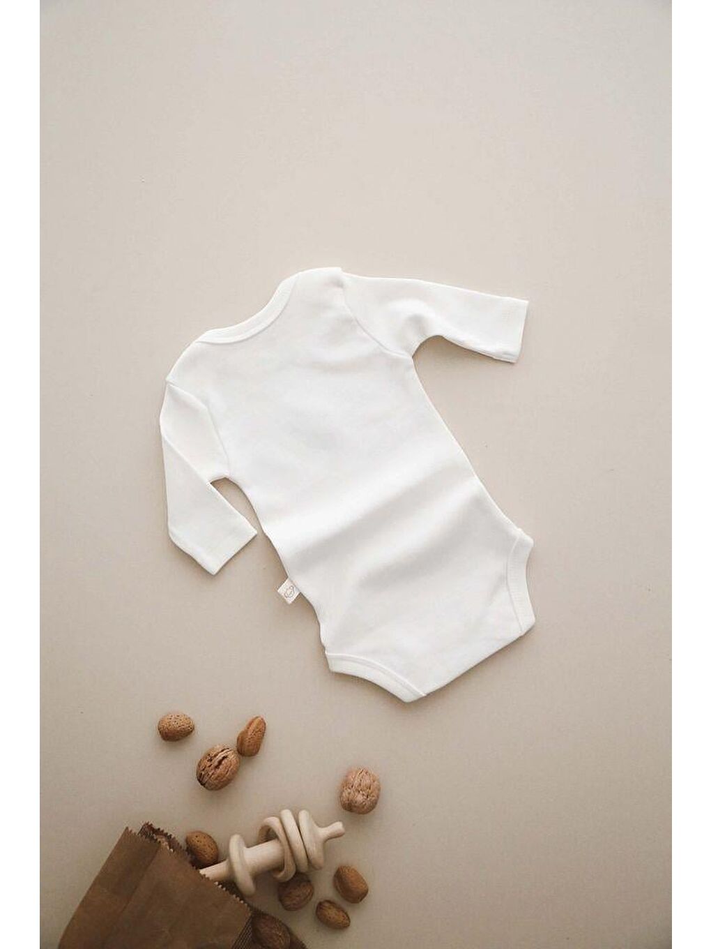 Beyaz 3Lü Nakışlı Çıt Çıtlı Uzun Kollu Body-Zıbın Model 1-8