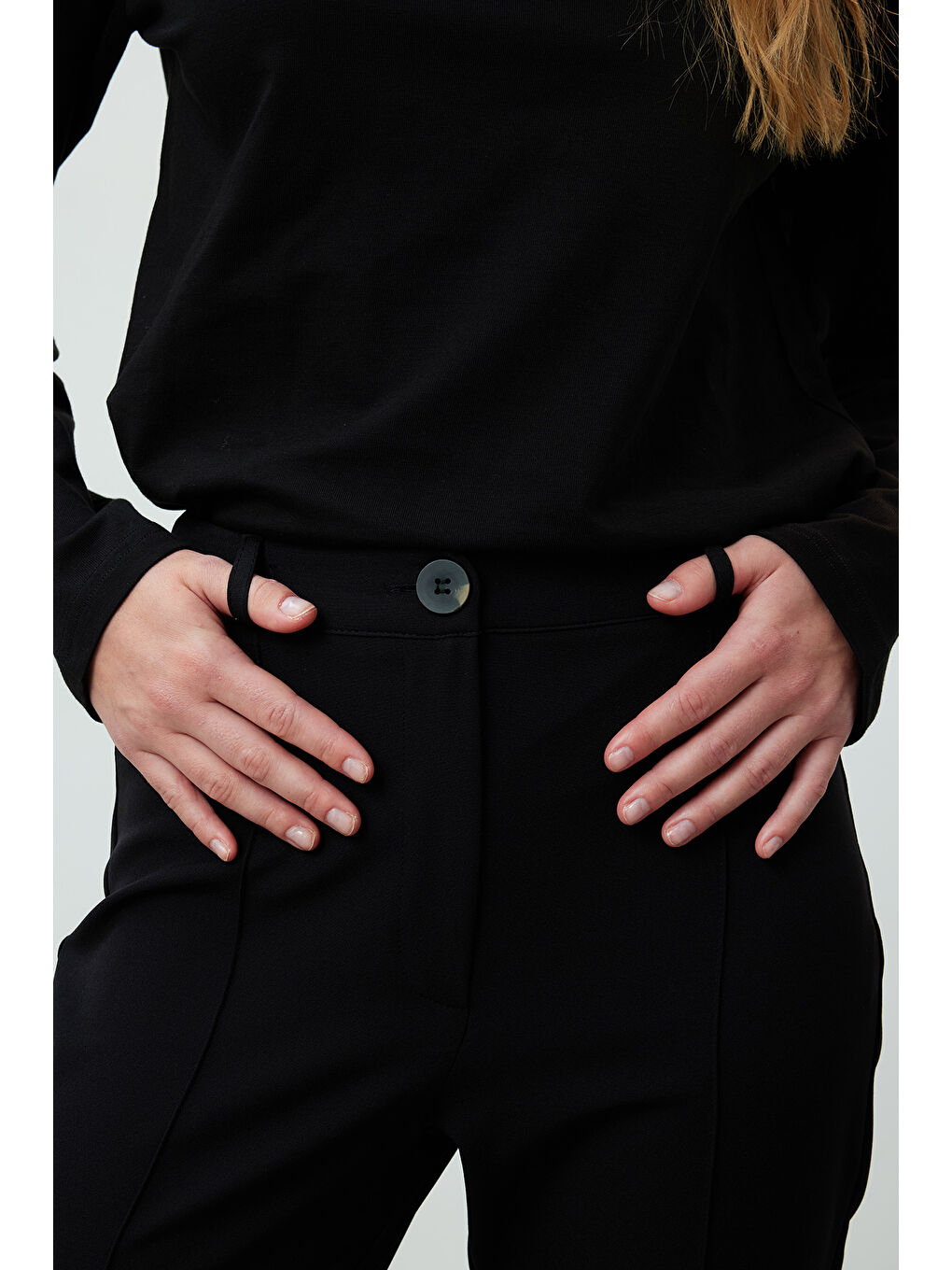 Siyah DÜZ KESİM KUMAŞ PANTOLON SİYAH-2