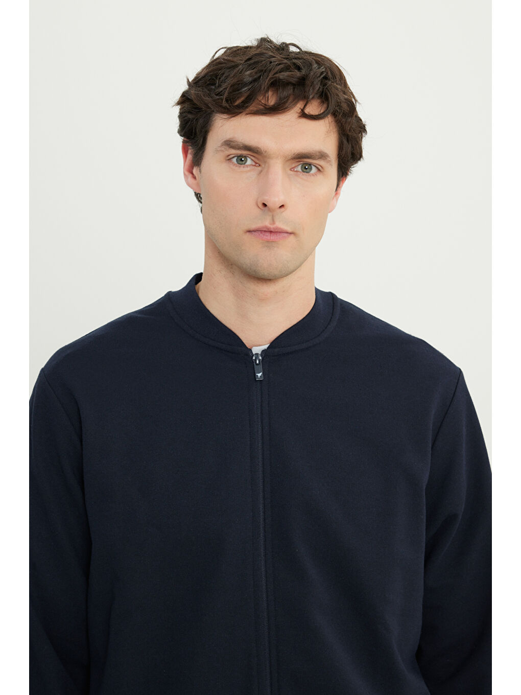 Erkek Lacivert Pamuklu Standart Fit Normal Kesim Kolej Yaka Yan Cep Sweatshirt-3