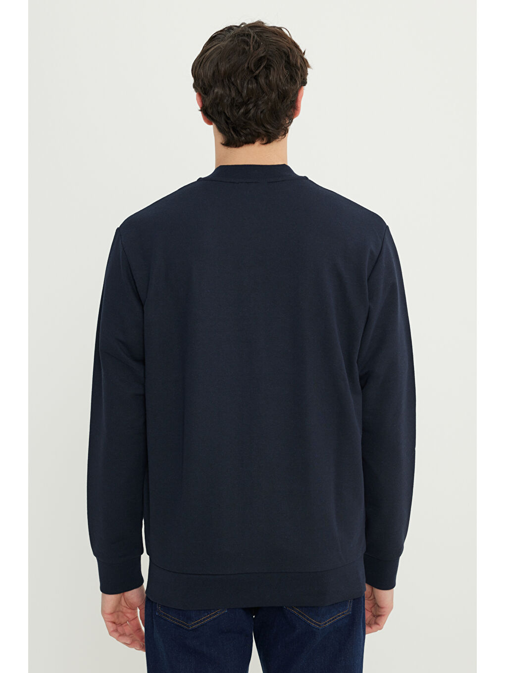 Erkek Lacivert Pamuklu Standart Fit Normal Kesim Kolej Yaka Yan Cep Sweatshirt-4