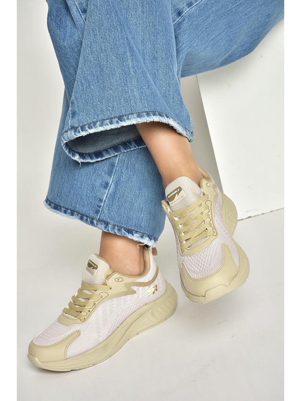 Bej Kadın Spor Y702500804