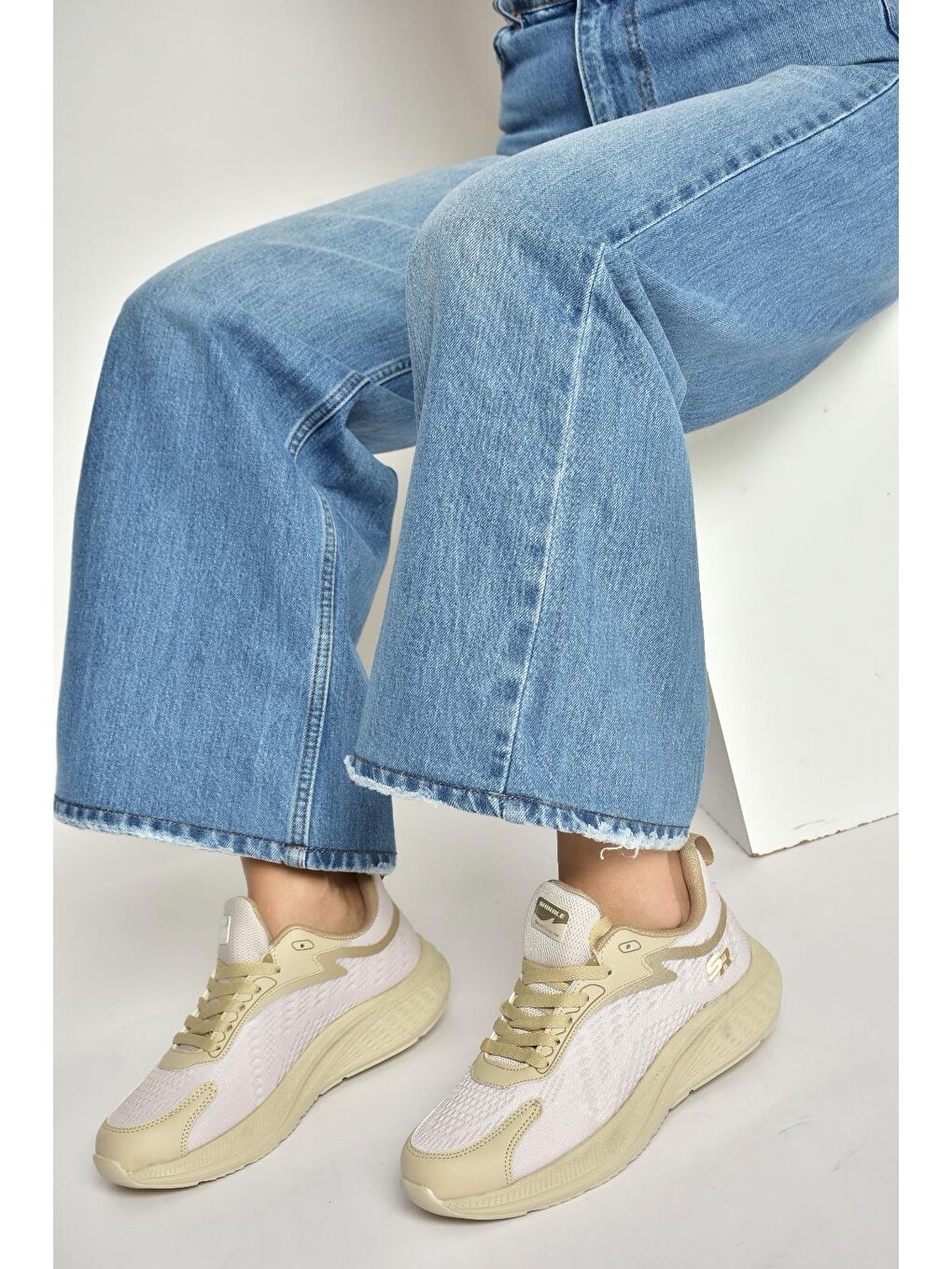 Bej Kadın Spor Y702500804-1