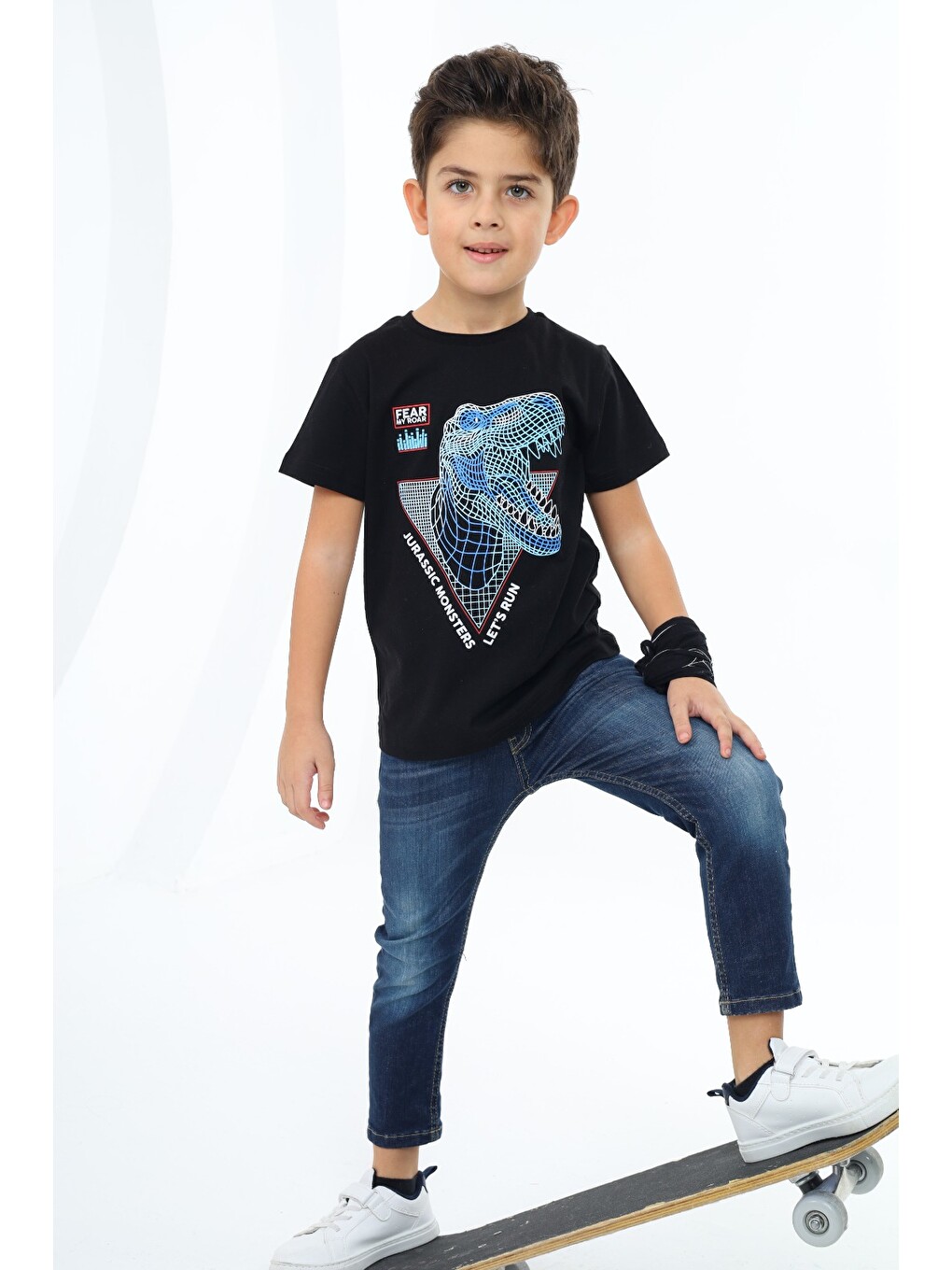 Siyah Erkek Çocuk Baskılı Tişört