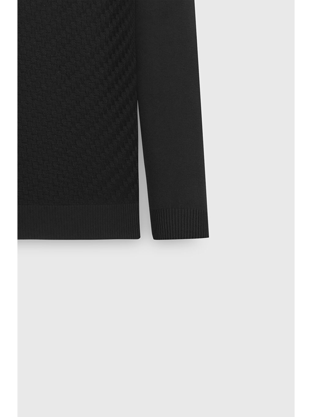 Erkek Siyah Standart Fit Normal Kesim Bisiklet Yaka Armürlü Triko Kazak-8