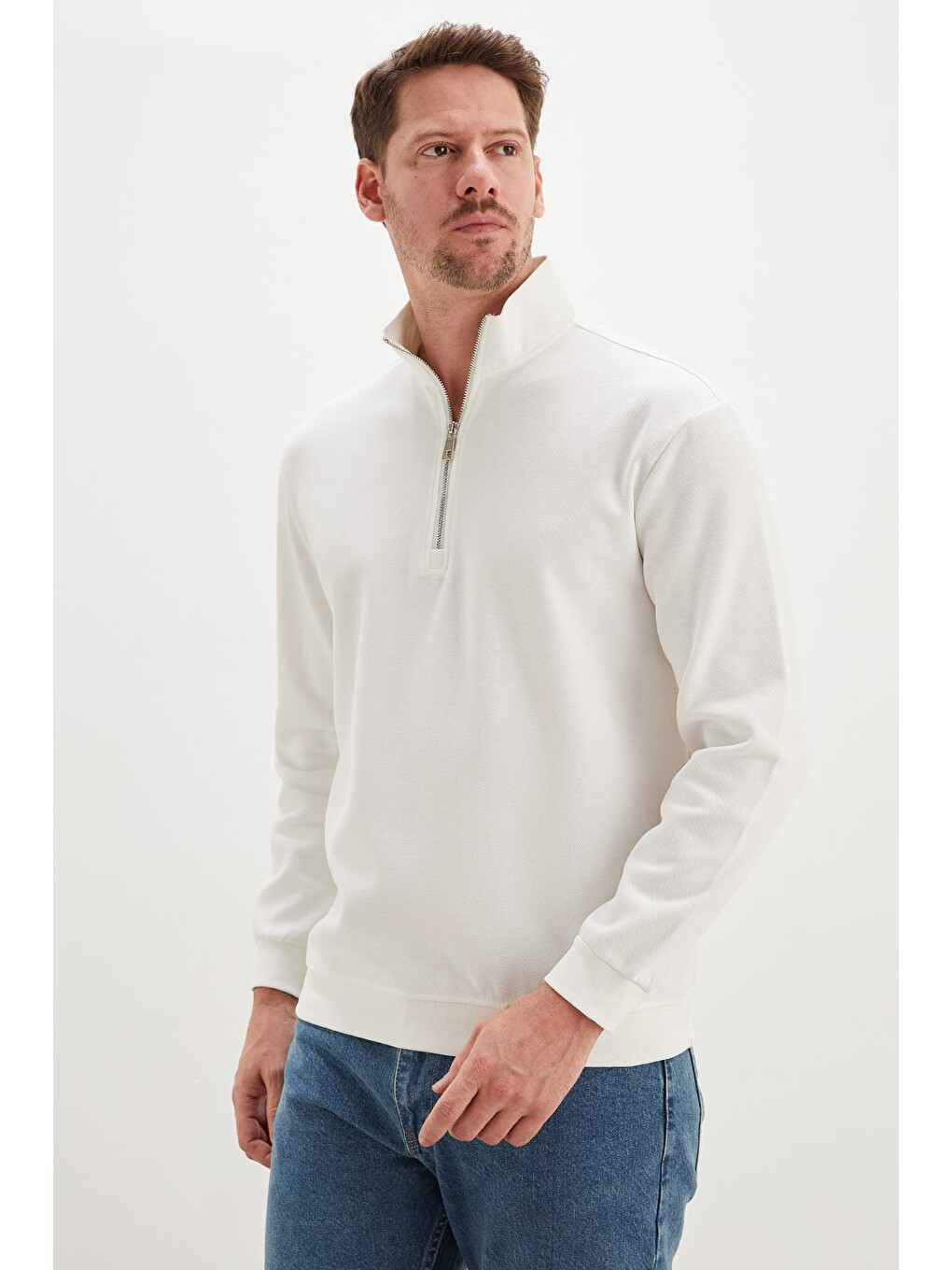 Ekru Yarım Fermuarlı Dik Yaka Pike Kumaş Sweatshirt-3