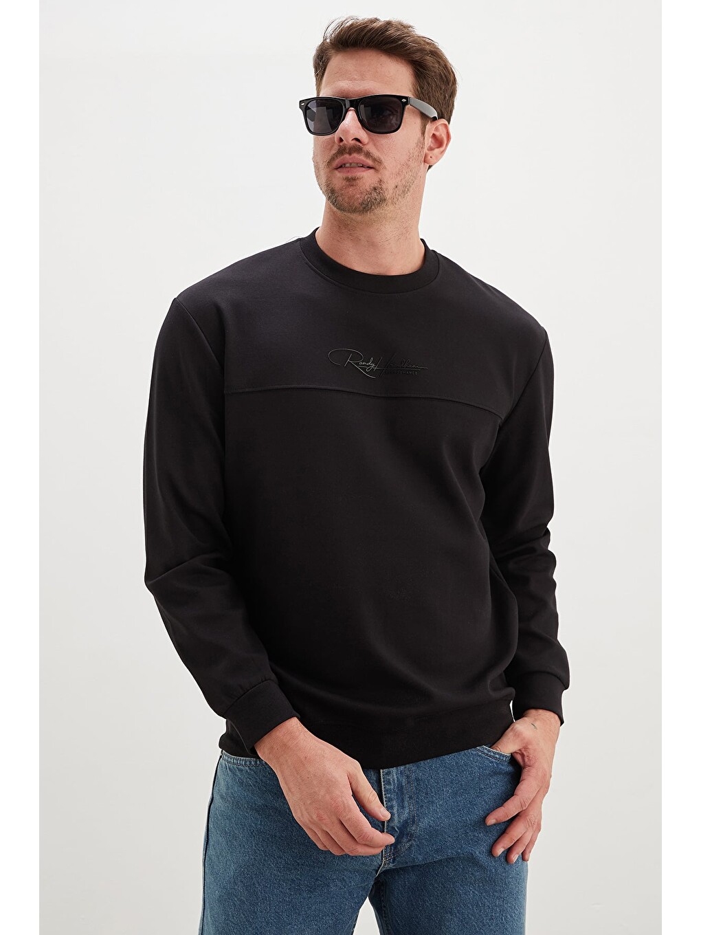 Siyah Kabartma Baskılı Çimalı Bisiklet Yaka Sweatshirt-2