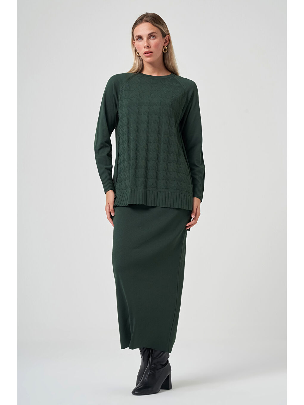 Kazayağı Desen Merserize Kalem Etekli Triko Takım 1350 Turmalin Yeşil