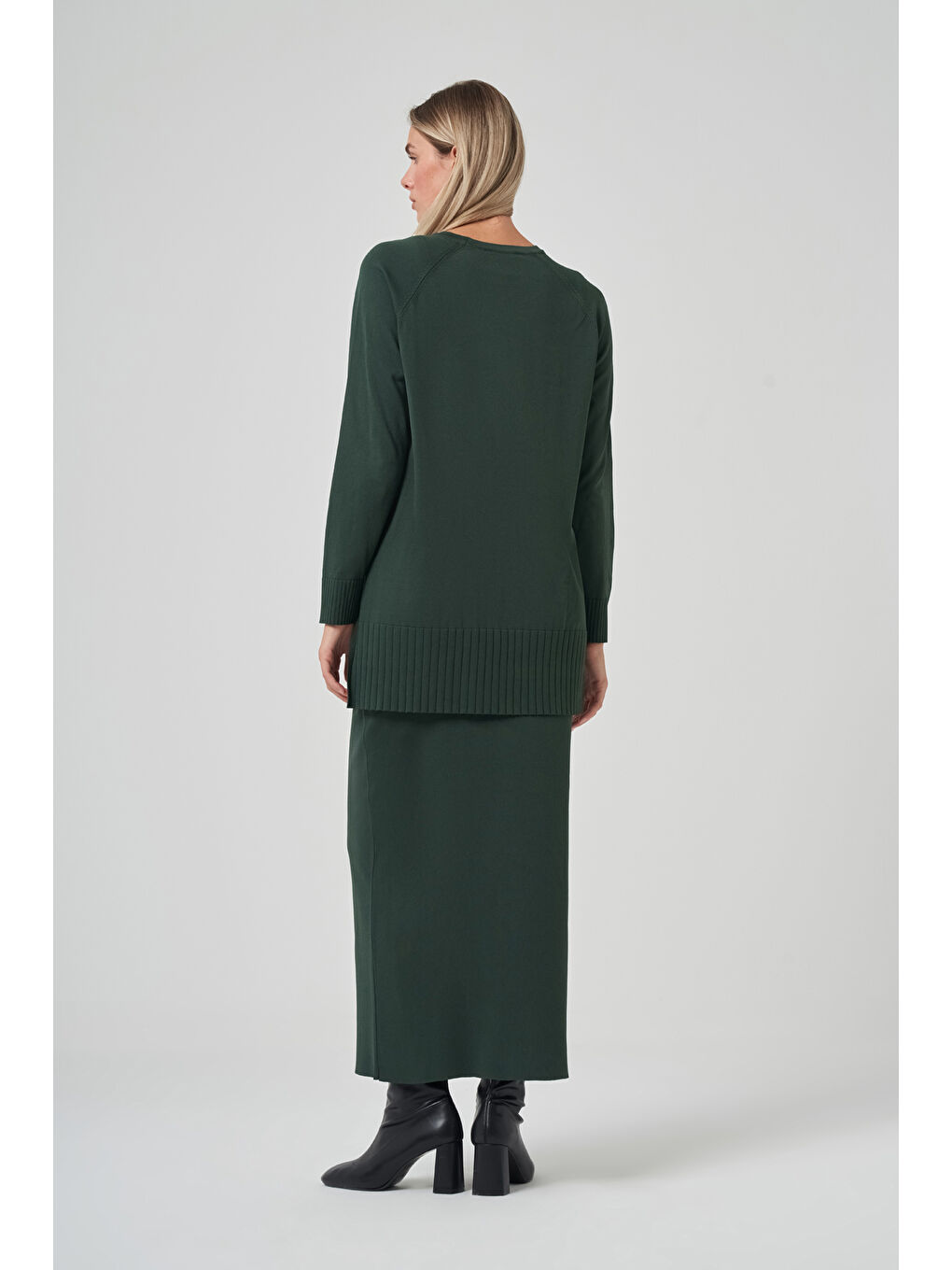 Kazayağı Desen Merserize Kalem Etekli Triko Takım 1350 Turmalin Yeşil-2