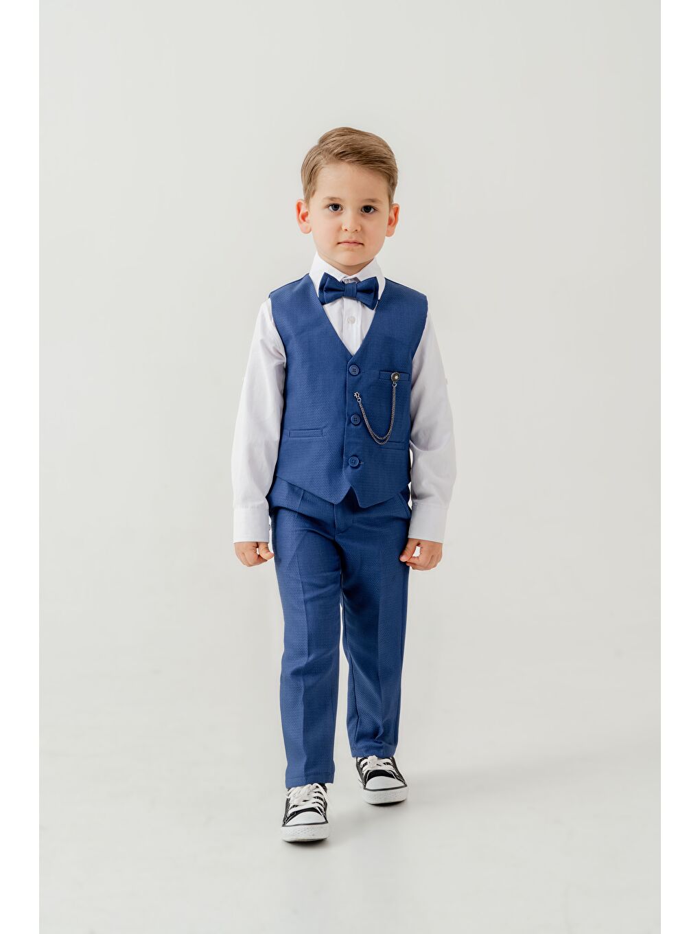 Mavi Erkek Çocuk Yelekli Slim Fit Takım Elbise – 4 Parça (Yelek, Pantolon, Gömlek, Papyon) TE.7026-1
