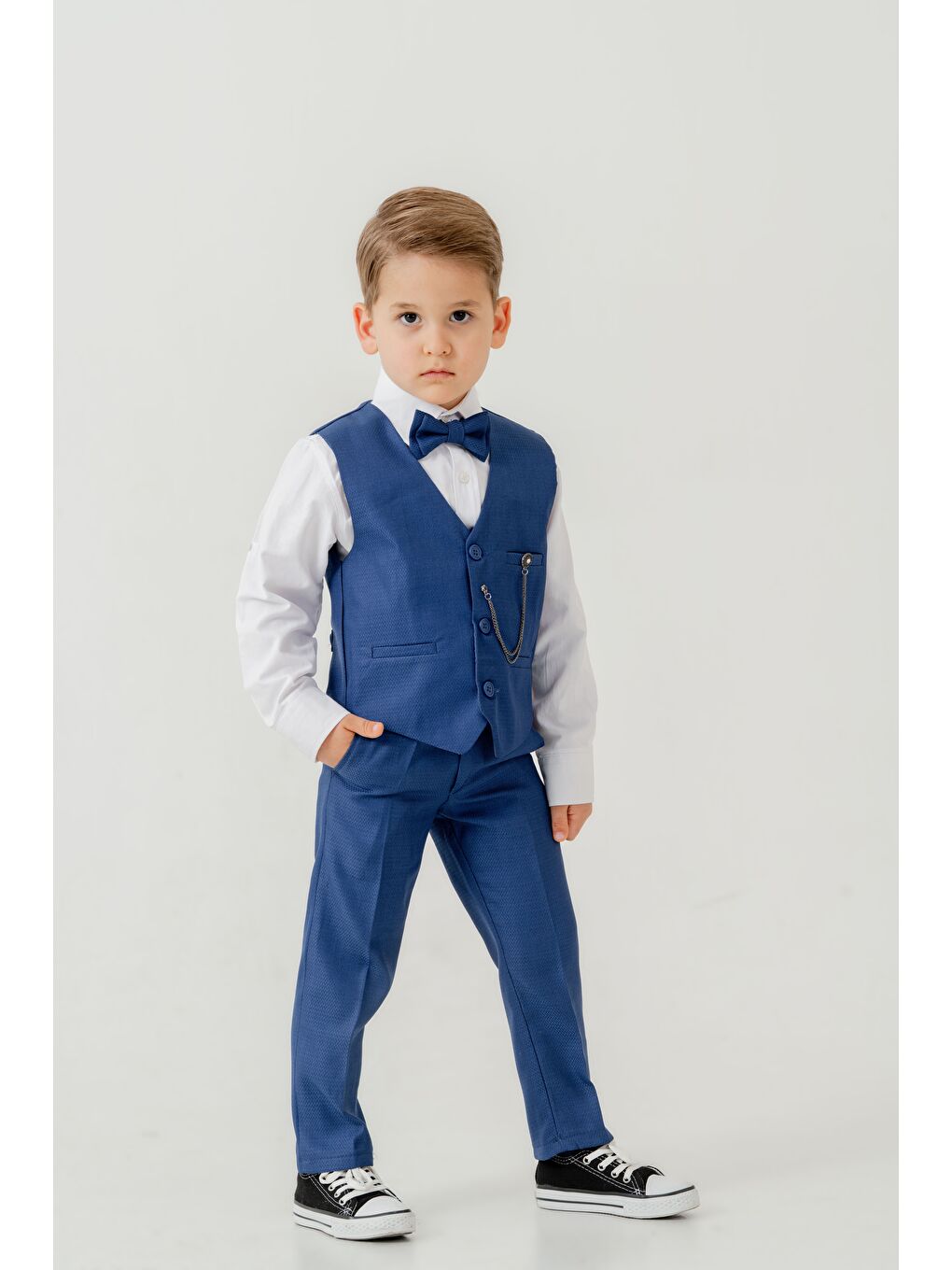 Mavi Erkek Çocuk Yelekli Slim Fit Takım Elbise – 4 Parça (Yelek, Pantolon, Gömlek, Papyon) TE.7026-3