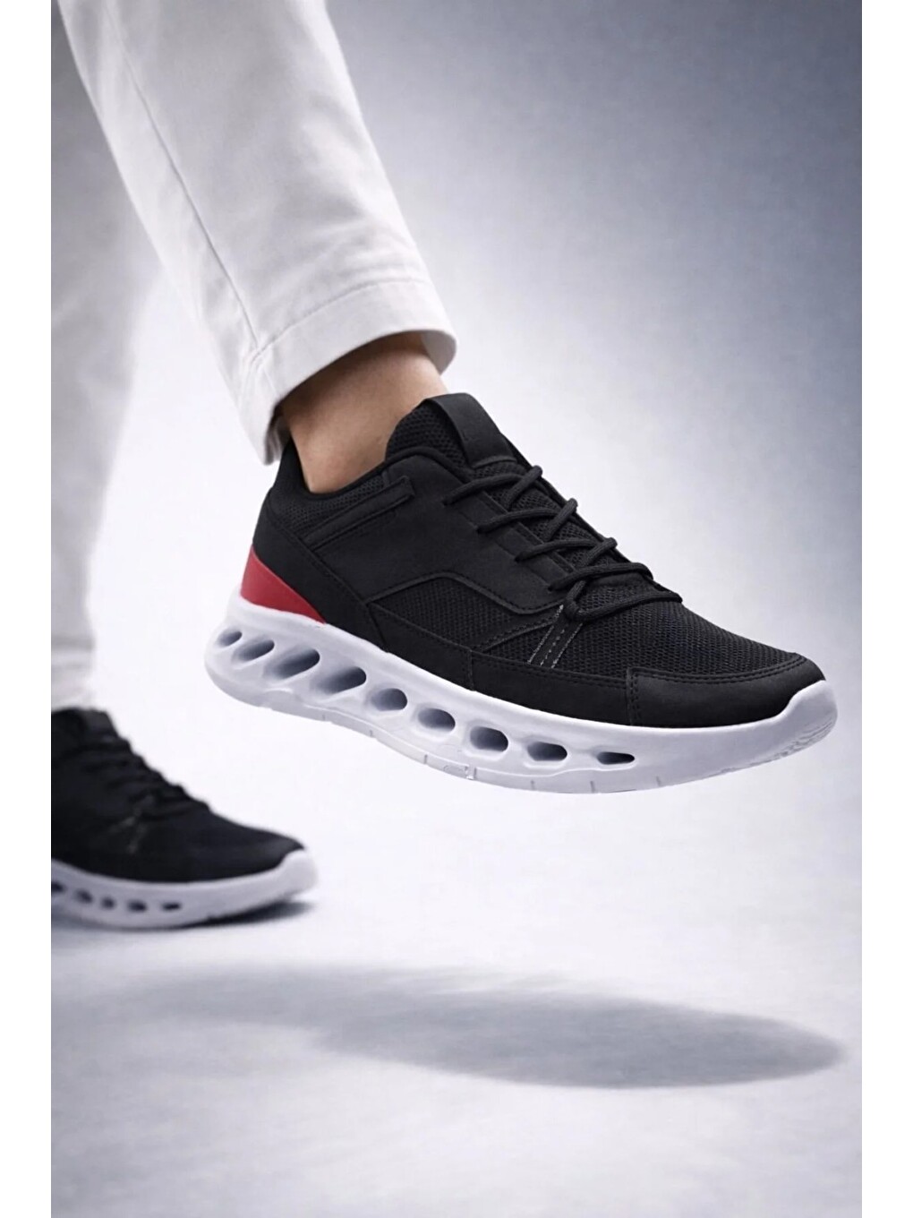 Siyah Erkek Beyaz Street Style Sneaker Hafif Esnek Taban Günlük Kullanım Spor Yürüyüş Ayakkabısı-1