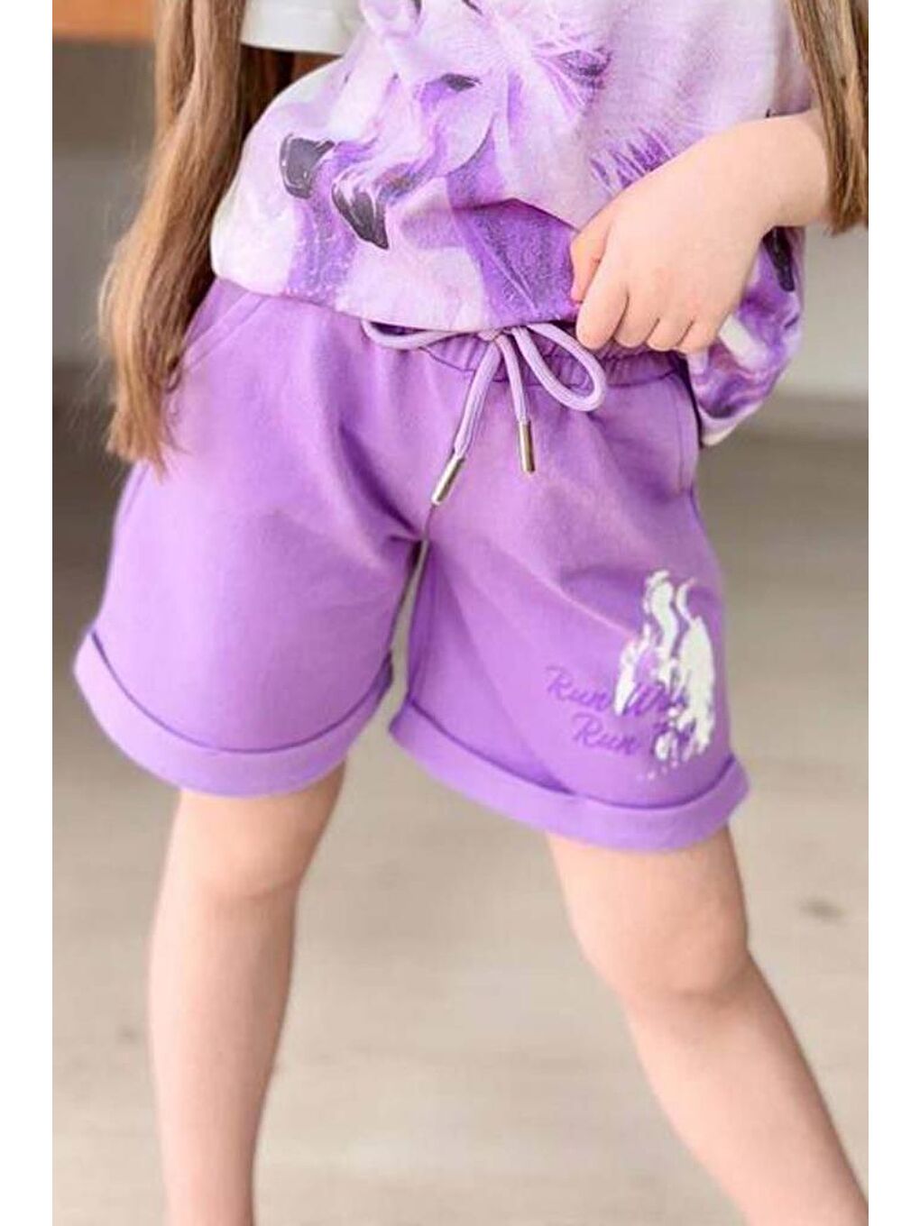 Kız Çocuk Üzeri Digital At ve Yazı Baskılı Lila Şortlu Takım-2