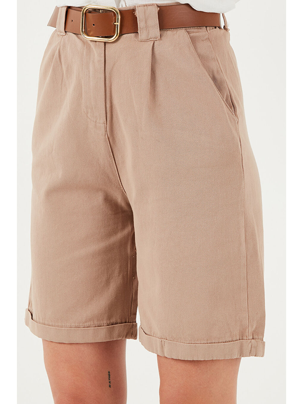 Kahverengi Pamuklu Relaxed Fit Yüksel Bel Kemerli Gabardin Short 668Yp4710-5