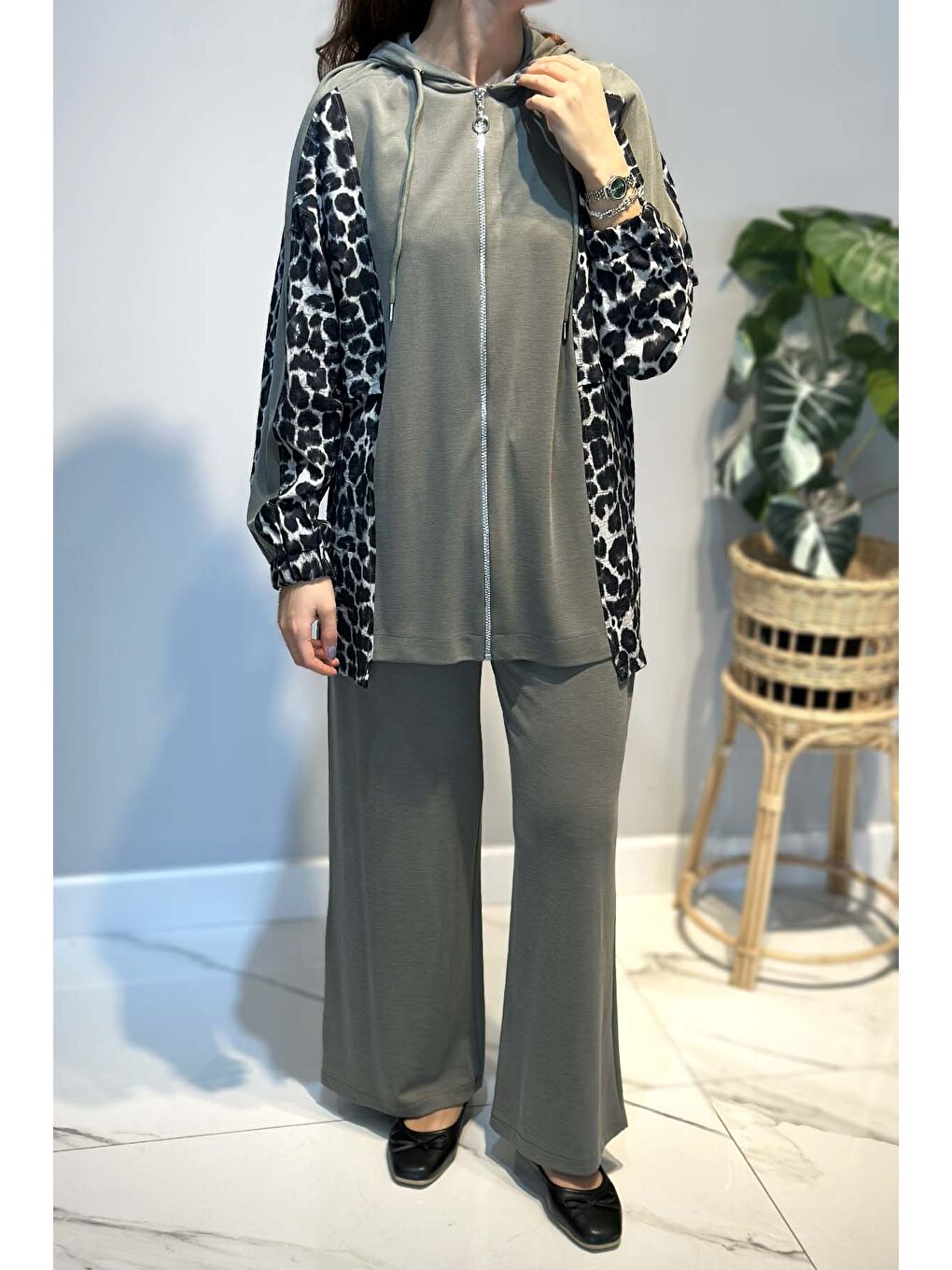 Leopar Desen Detay Pantolonlu Takım 70081-1 Haki