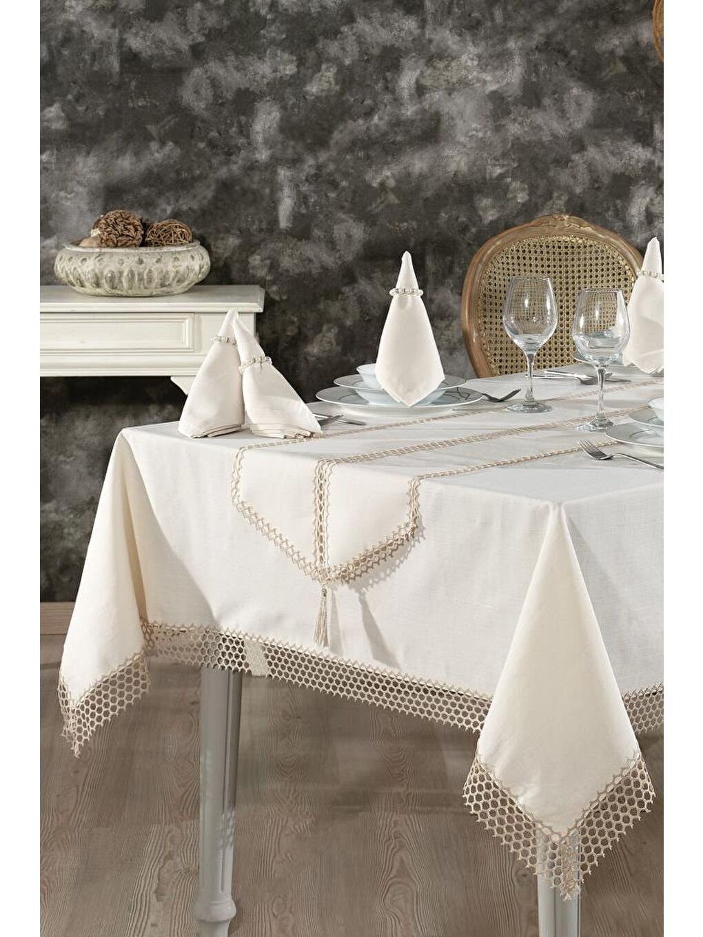 Simay Masa Örtüsü 26 Parça Bej