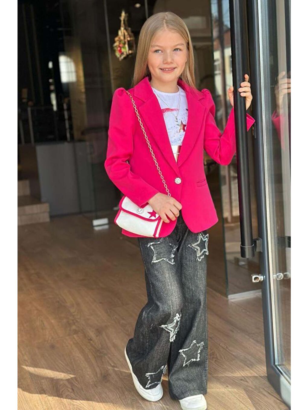 Kız Çocuk Baskılı T-shirt Bol Kesim Yıldız Detaylı Jean Pantolon Fuşya Blazer Ceket Alt Üst Takım-2