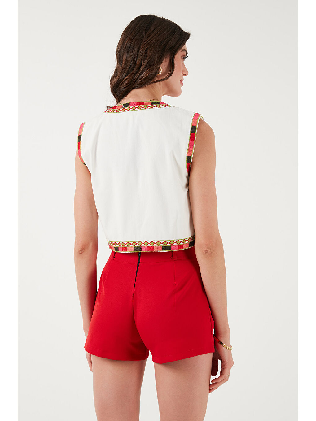 Ekru Pamuklu Regular Fit Çiçekli Nakış İşlemeli Crop Yelek 676291-6