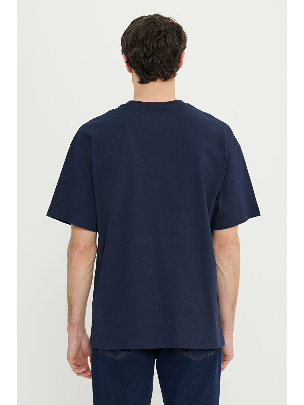 Erkek Lacivert %100 Pamuk Oversize Fit Bol Kesim Bisiklet Yaka Baskılı Tişört-4