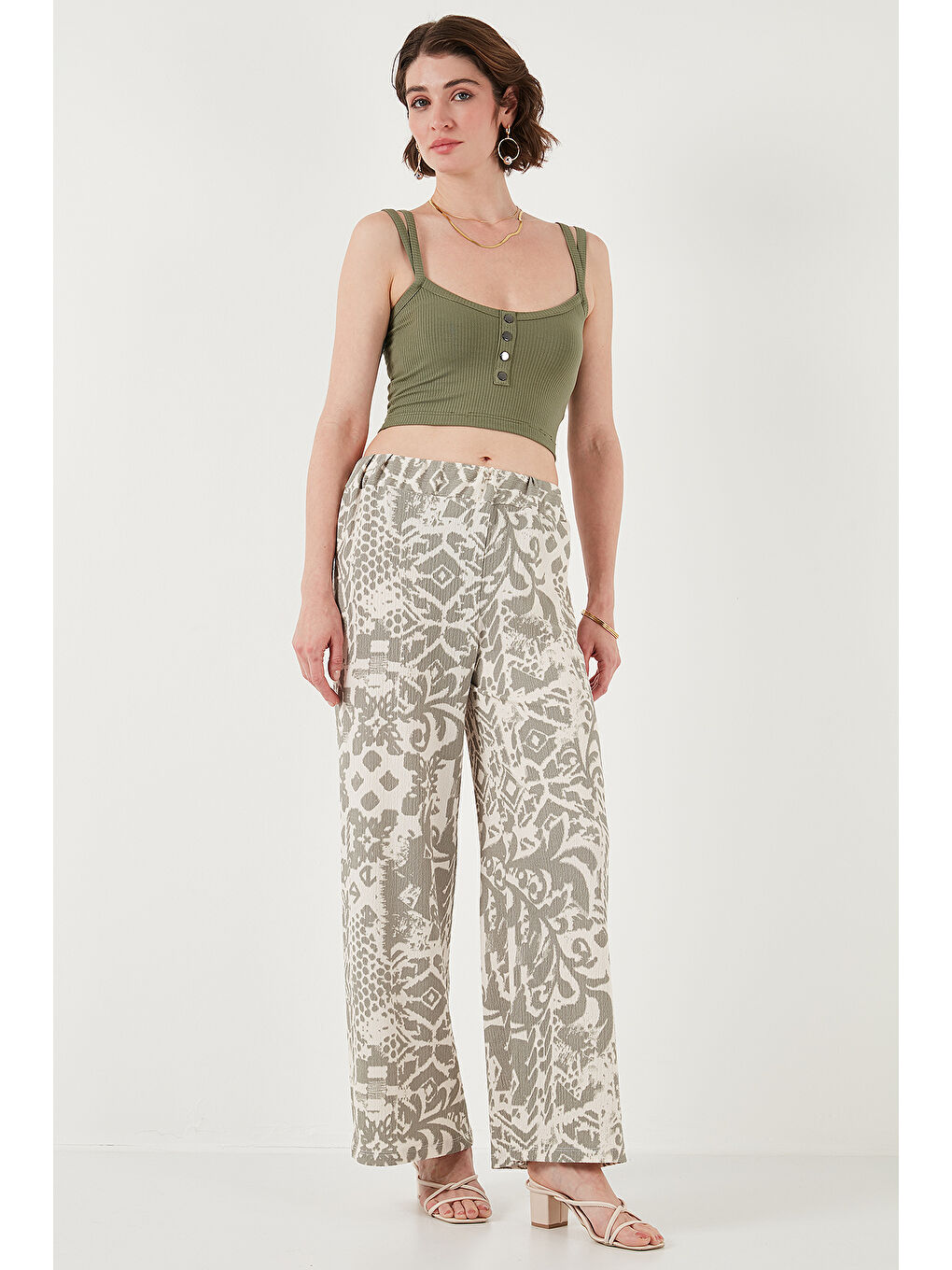 Yeşil Desenli Standart Fit Yüksek Bel Geniş Paça Pantolon 5869019