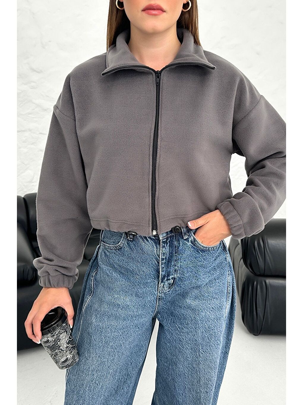 Trendseninle Füme Kadın Füme Oversize Beli Lastik Detaylı Polar Kemer Boy Hırka - 1