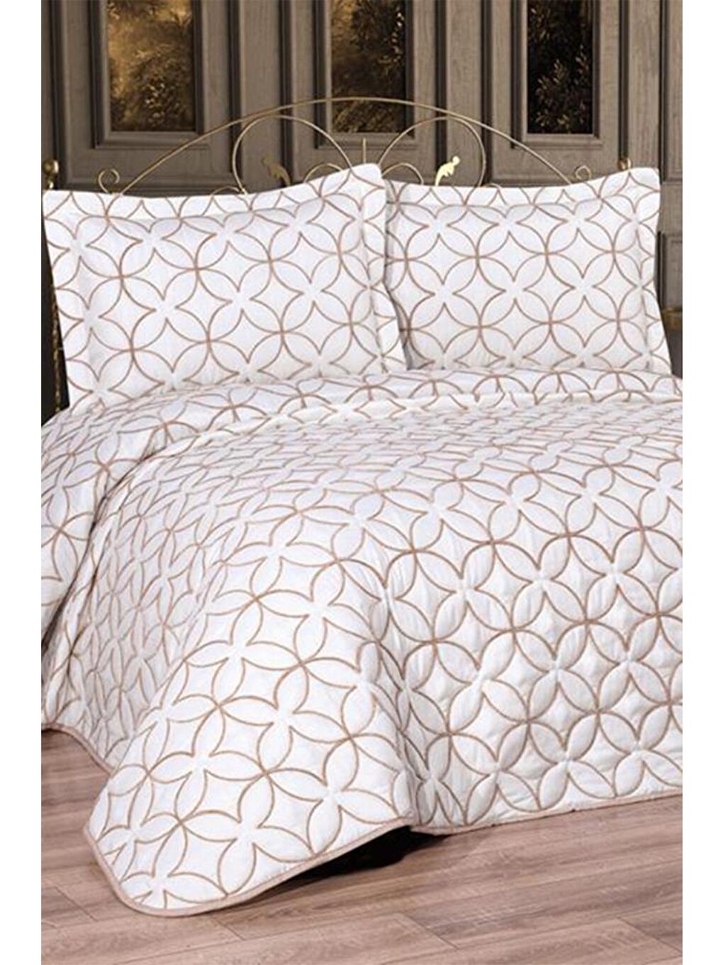 Karışık Parolin Çift Kişilik Kapitoneli Yatak Örtüsü Krem Gold-2