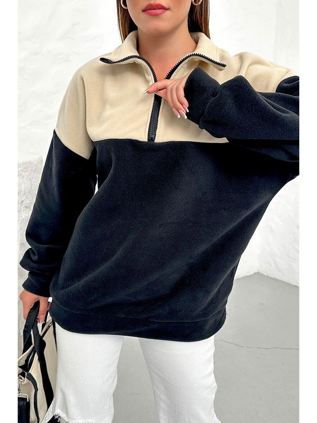 Kadın Bej Siyah Oversize Yarım Fermuarlı Yumuşak Dokulu Polar Sweatshirt