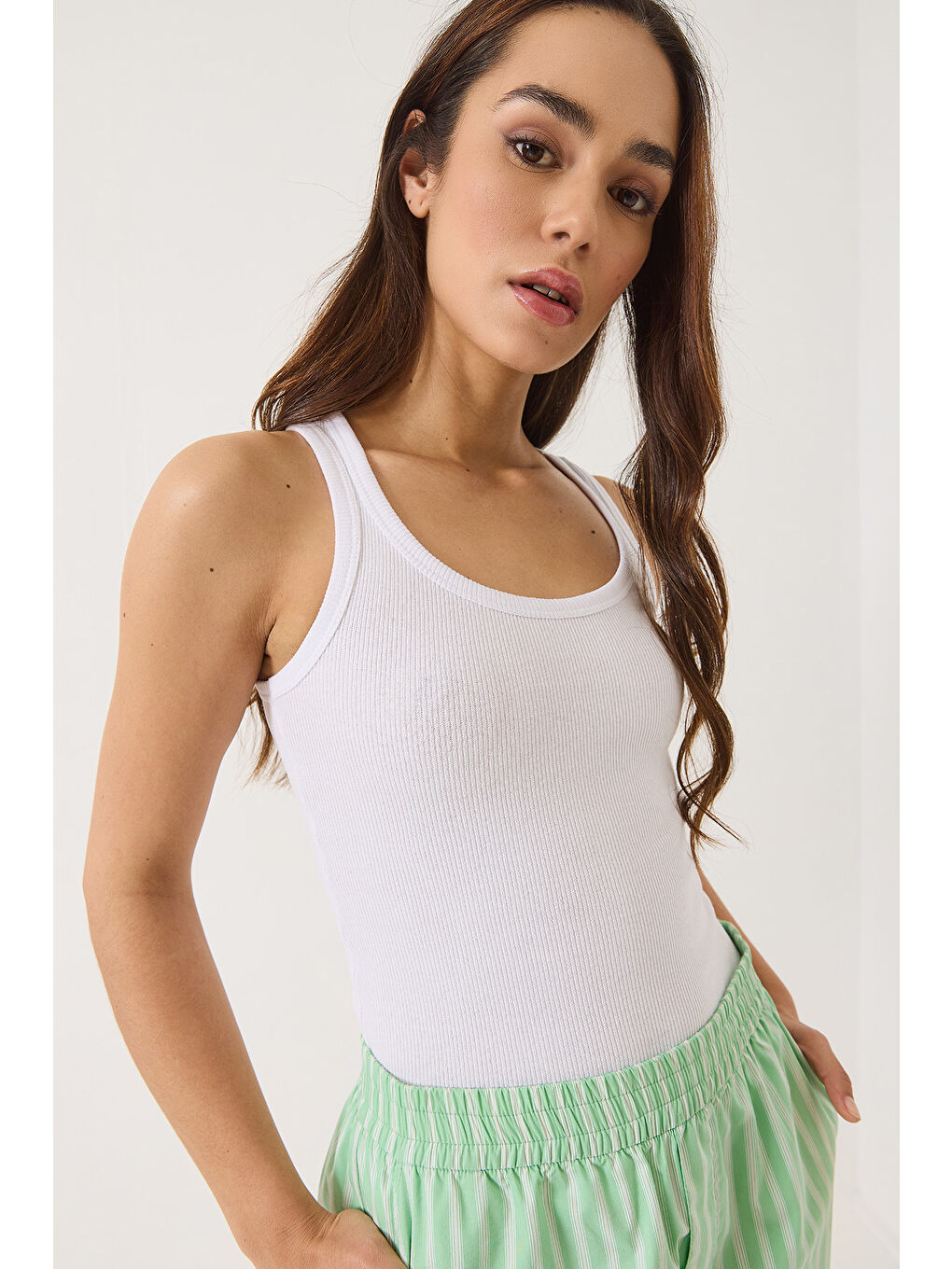 Beyaz Kadın Fitilli Görünümlü Kalın Askılı Kaşkorse Basic Atlet