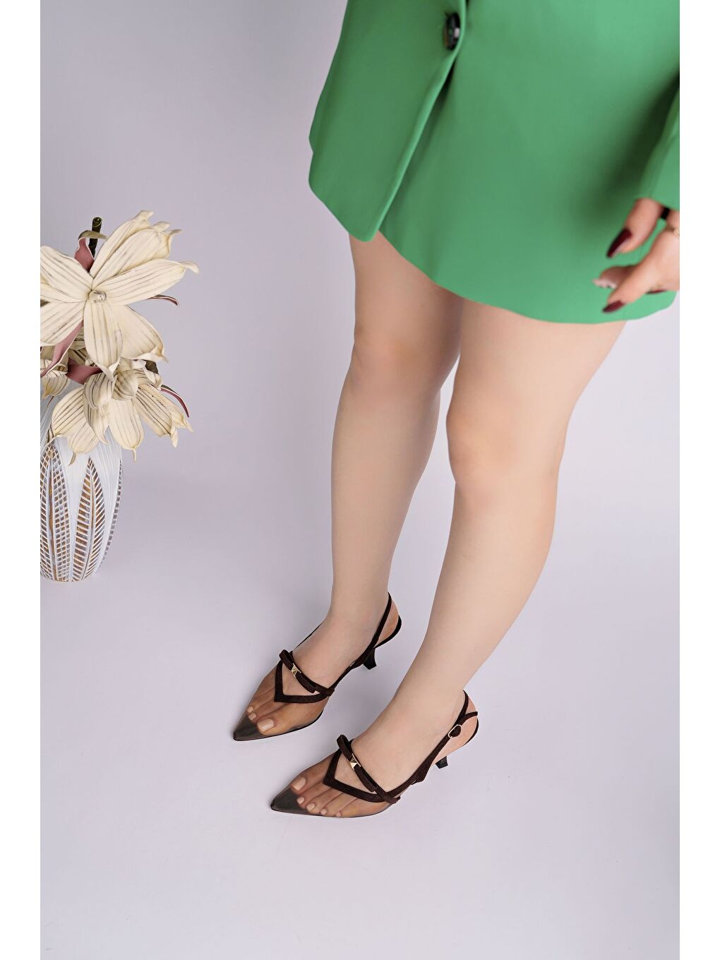 Kahverengi LOVER Fileli Fiyonk Detaylı Sivri Burun Arkası Açık Kadın Topuklu Ayakkabı-2