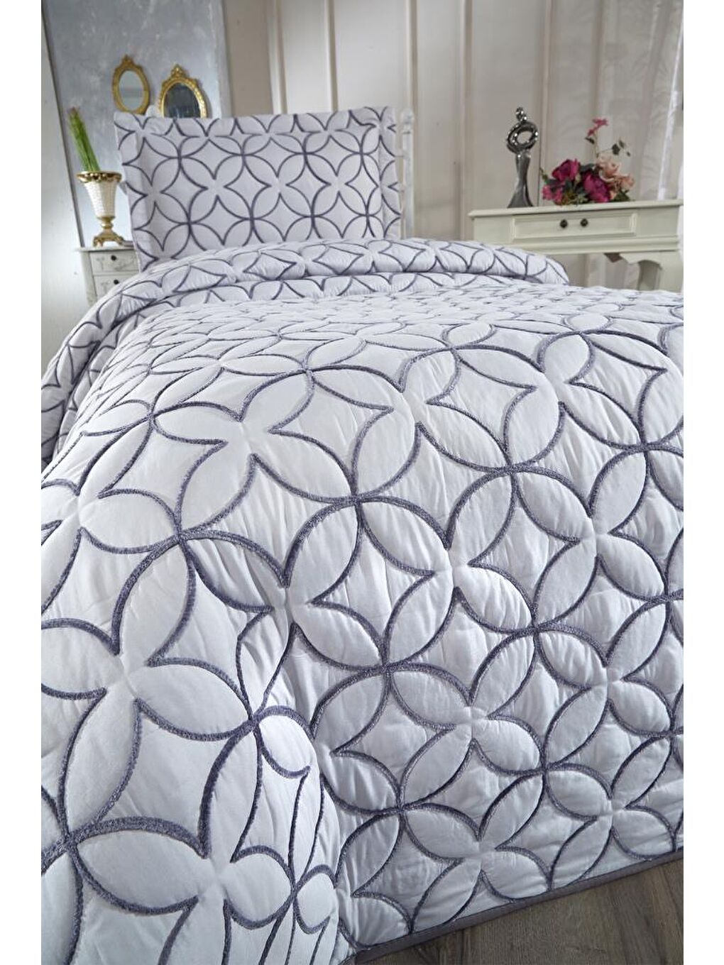 Parolin Tek Kişilik Kapitoneli Yatak Örtüsü Gri-3