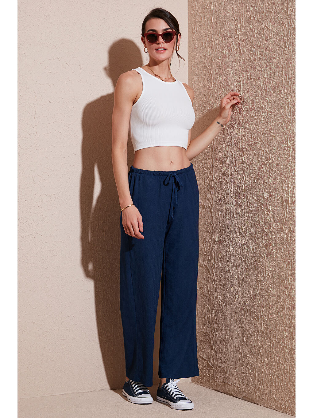 İndigo Regular Fit Normal Bel Geniş Paça Pantolon 5866117