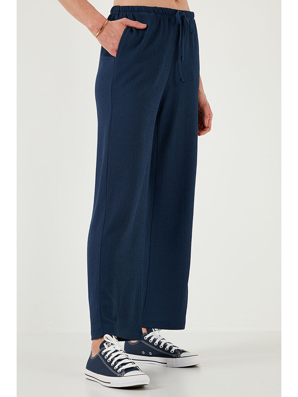 İndigo Regular Fit Normal Bel Geniş Paça Pantolon 5866117-4