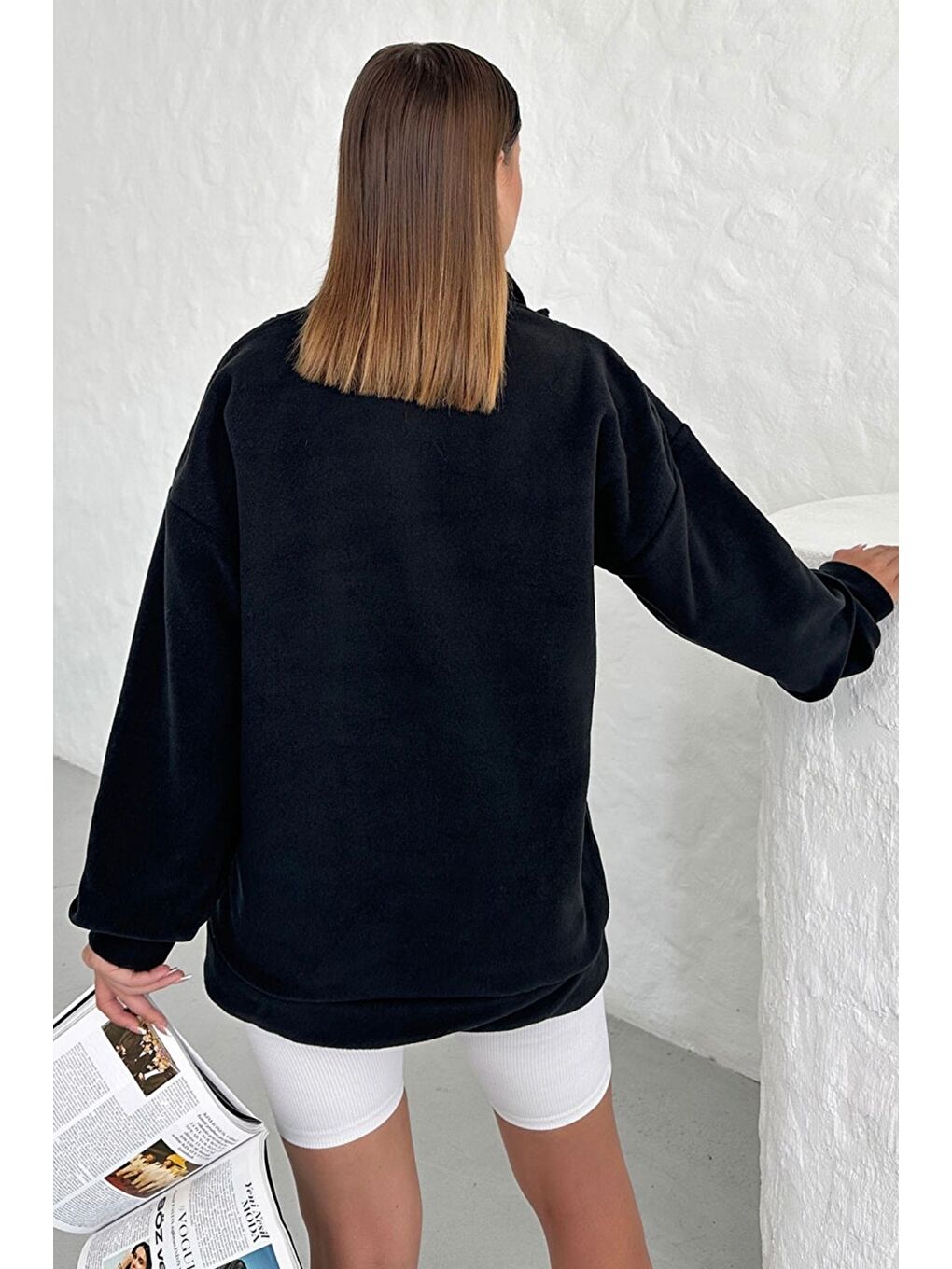 Kadın Siyah Rhythm Soft Baskılı Oversize Yarım Fermuarlı Yumuşak Dokulu Polar Polo Yaka Sweatshirt-6