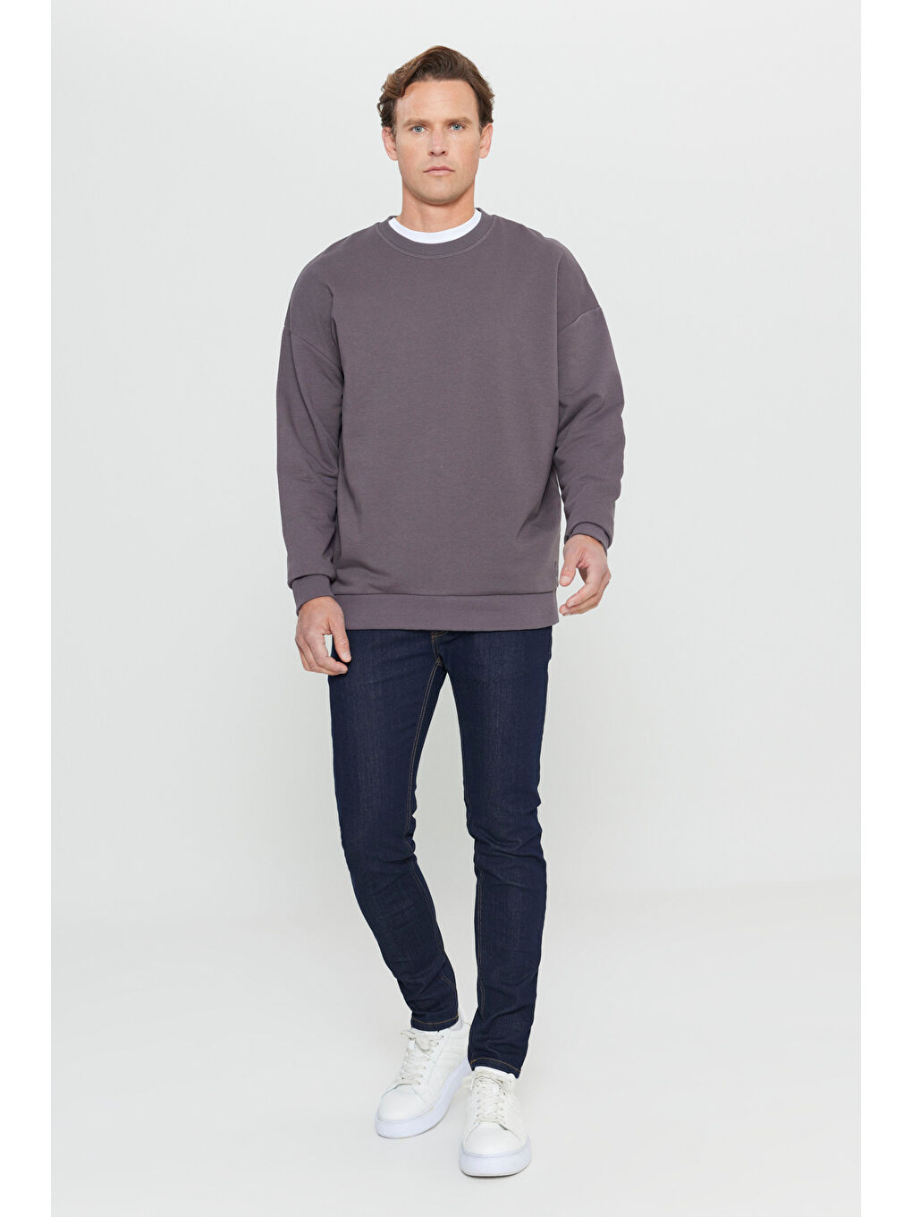 Erkek Koyu Gri Oversize Bol Kesim 3 İplik Bisiklet Yaka Pamuklu Sweatshirt-1