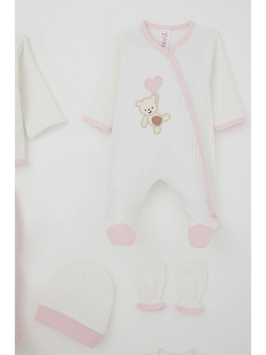 Kız Bebek Hastane Çıkışı 8 Li Bebek Ayıcık Nakışlı Kalpli Beyaz (0-3 Ay)-3