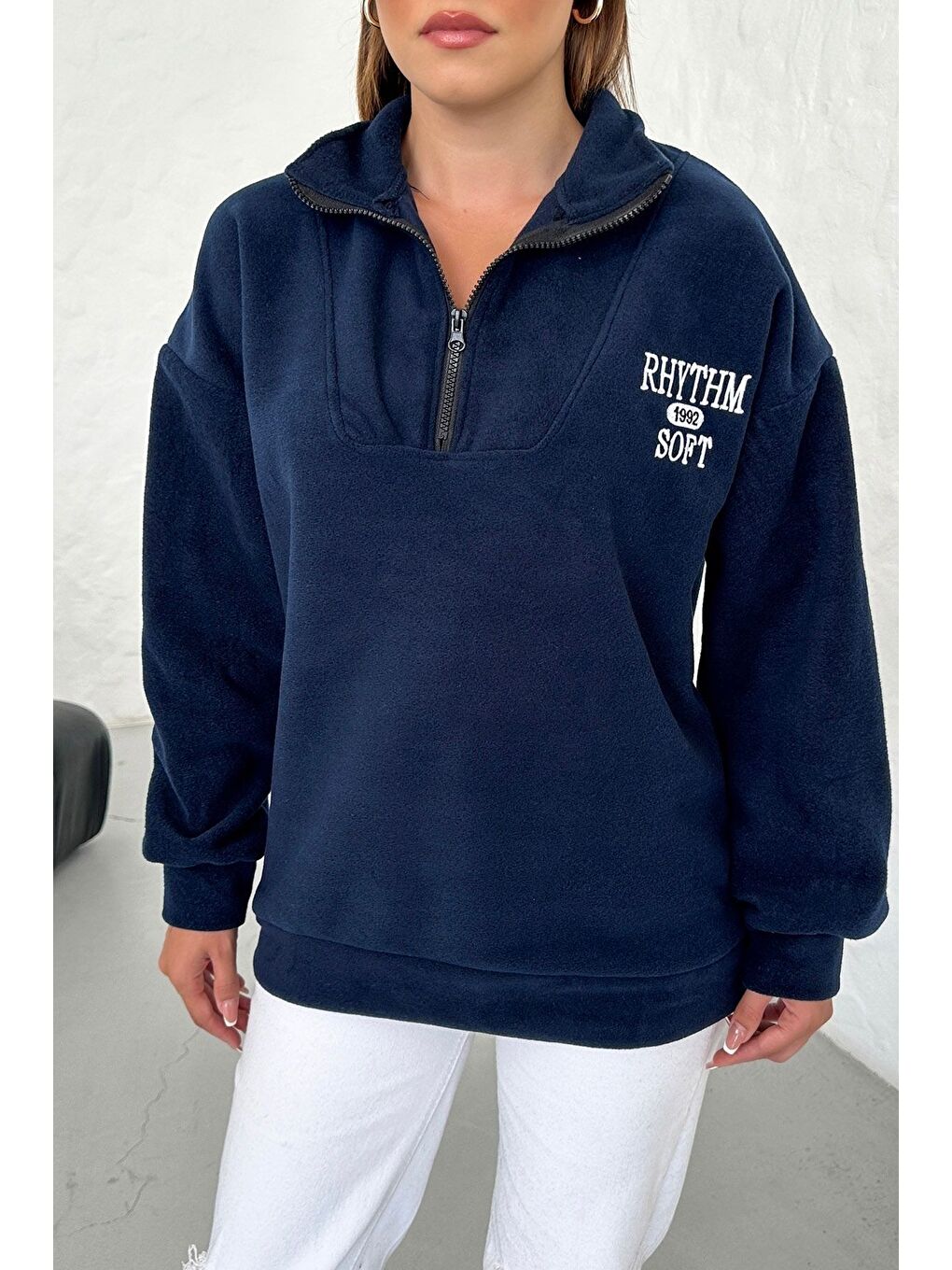 Lacivert Kadın Laci Rhythm Soft Baskılı Oversize Yarım Fermuarlı Yumuşak Dokulu Polar Polo Yaka Sweatshirt-4