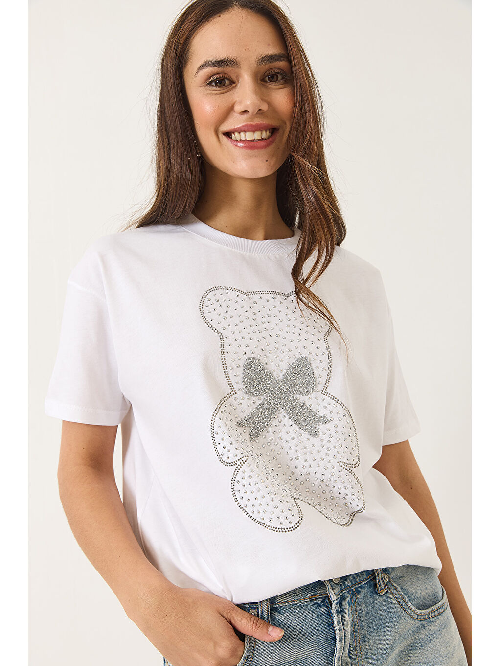Beyaz Kadın Teddy Kurdele Detaylı Taşlı T-Shirt-3