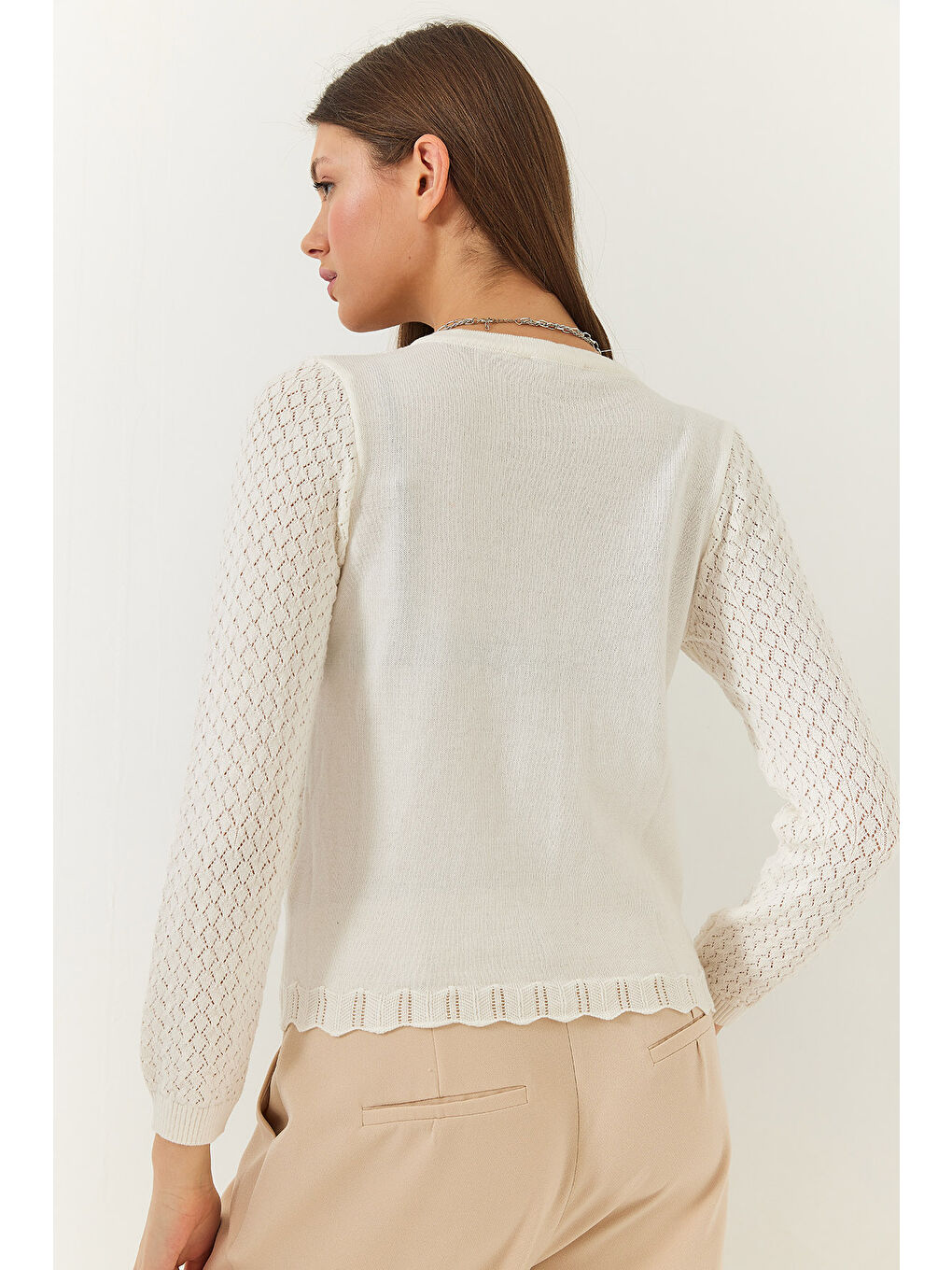 Ekru Kadın Ajurlu Düğme Kapamalı Uzun Kollu Triko Hırka-5
