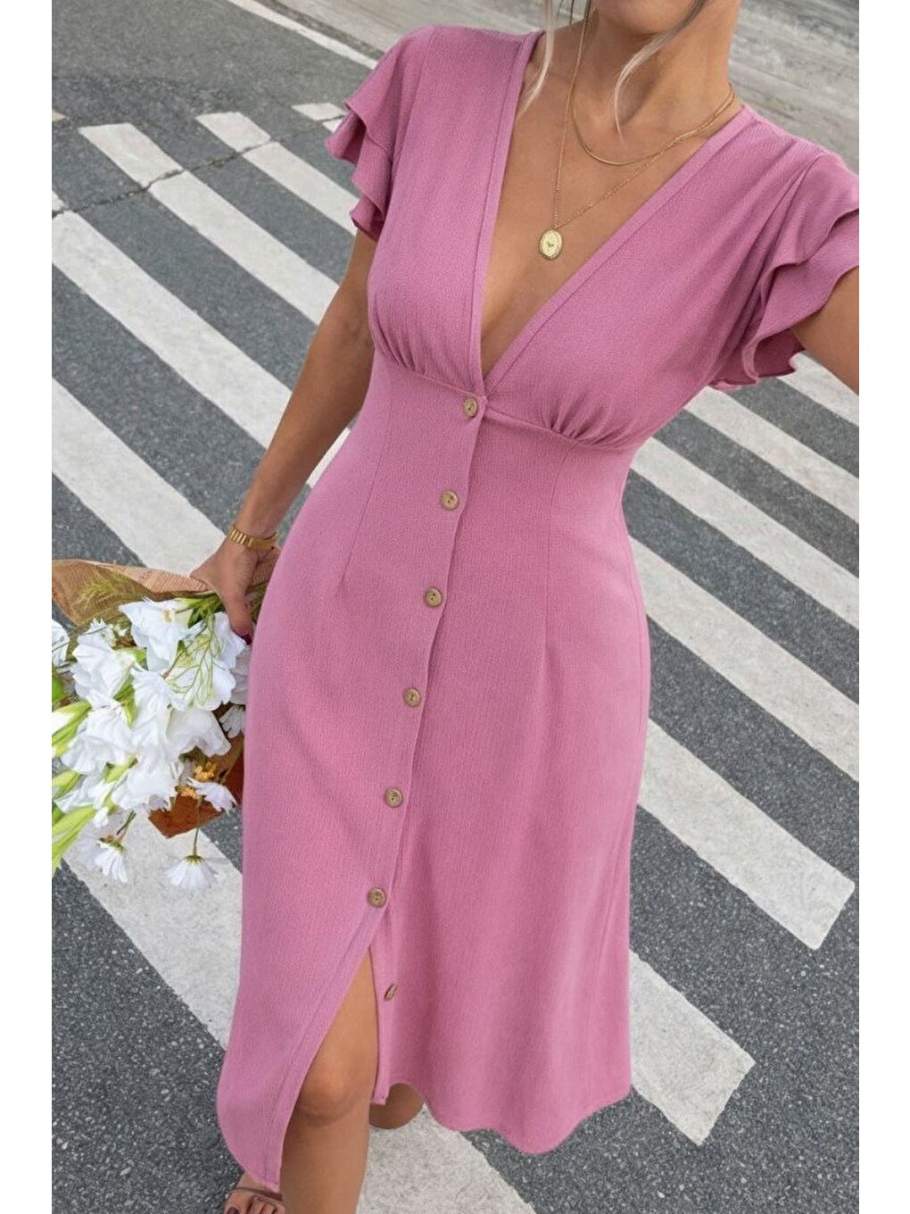 Pembe Kadın Kısa Kollu V Yakalı önden Düğmeli Bürümcük Midi Elbise-1