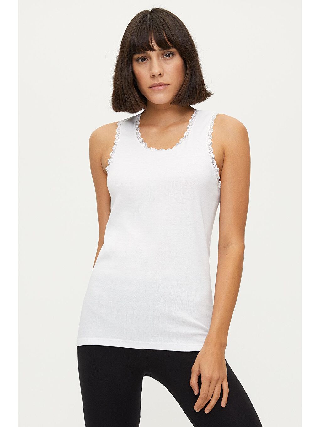 Kadın Beyaz Pamuk Askılı Dantelli Atlet 1034 TEKLI