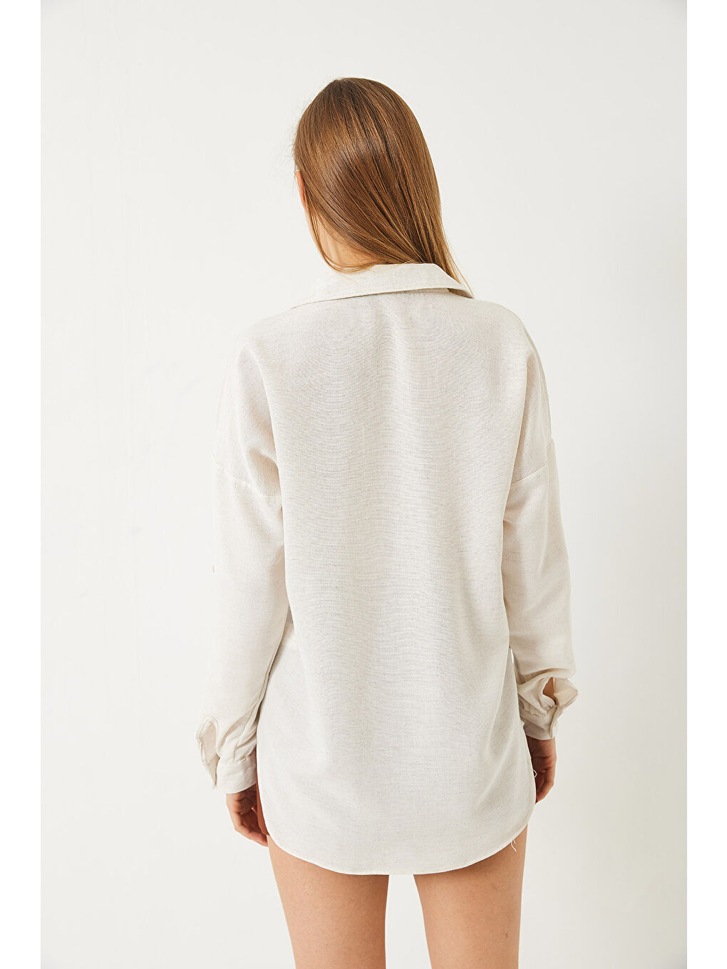 Bej Kadın Yaprak Boncuk Taş Nakış İşlemeli Keten Aerobin Oversize Gömlek-5