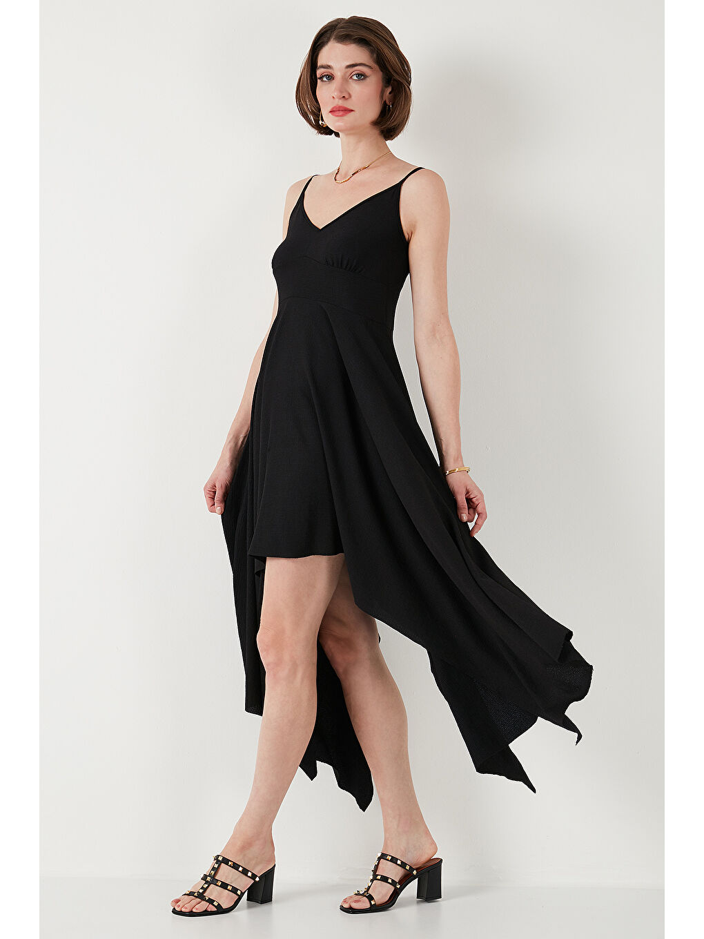 Siyah Asimetrik Kesim Regular Fit Midi Boy Askılı V Yaka Elbise 5866131-2