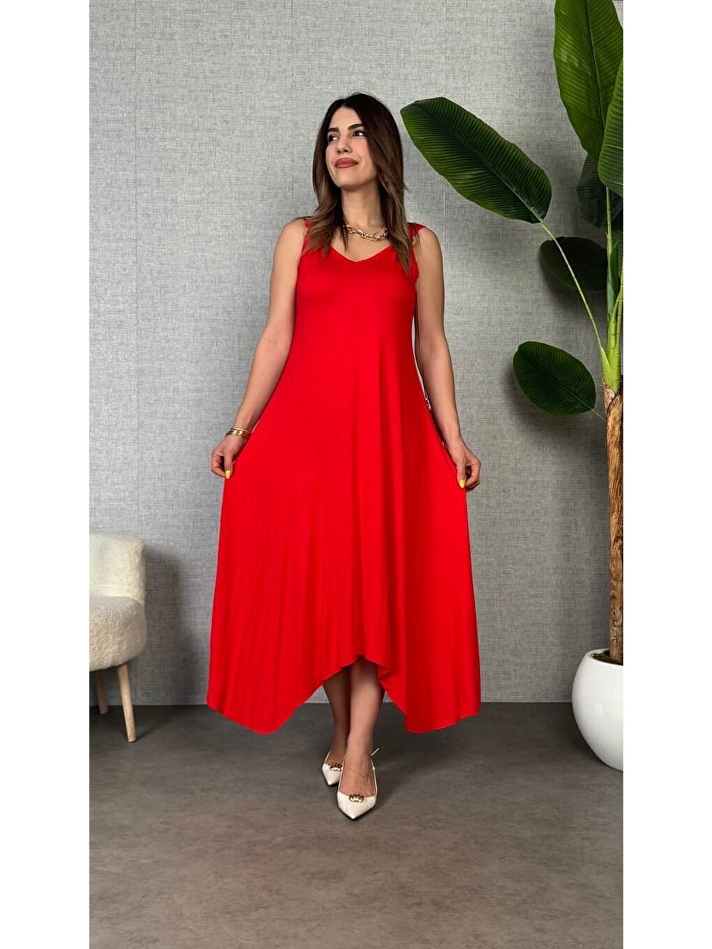Kırmızı Kadın Omuz Askılı Toka Detay Maxi Boy Elbise